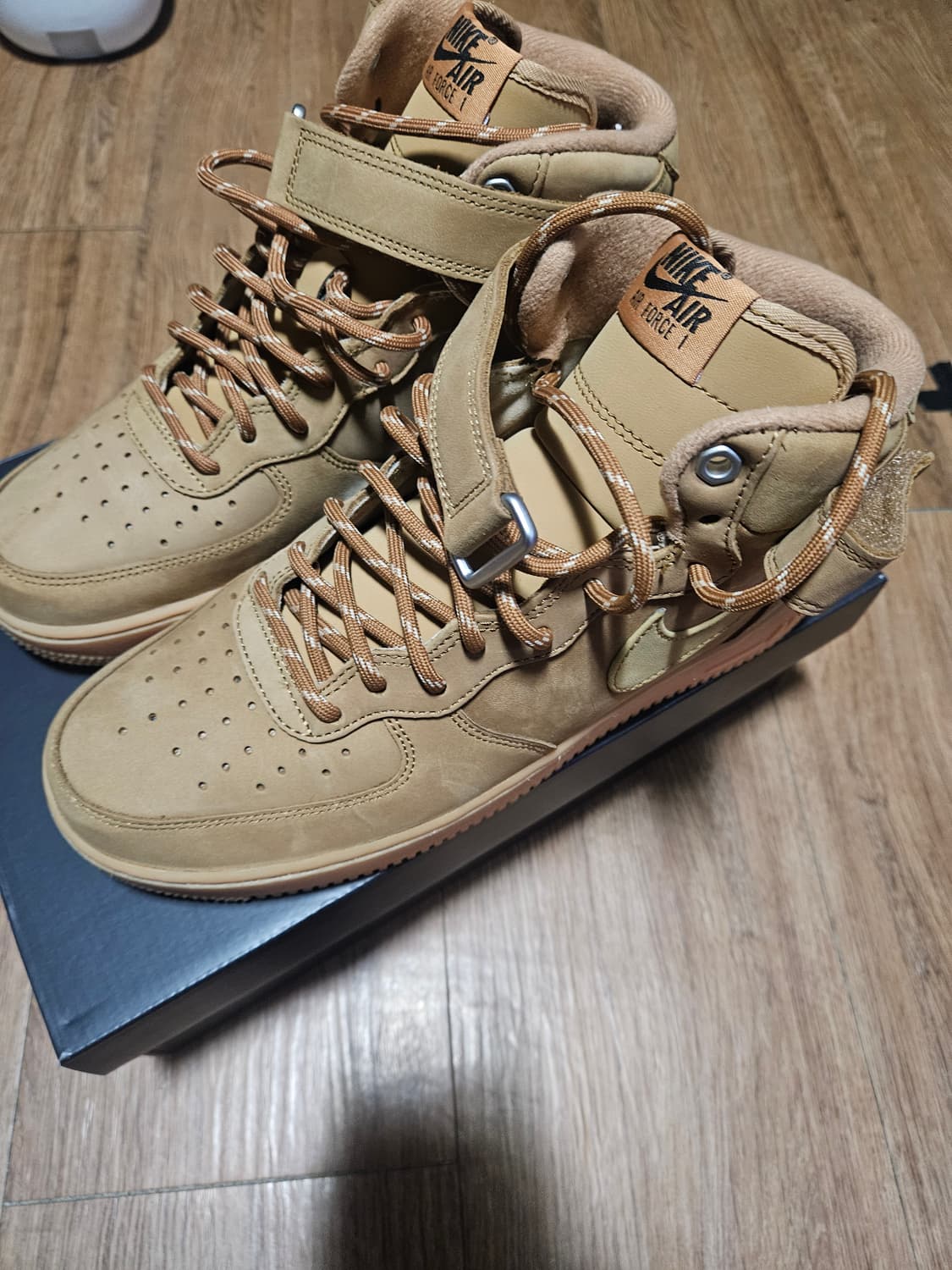 나이키 된장포스 미드 275 상품이미지2