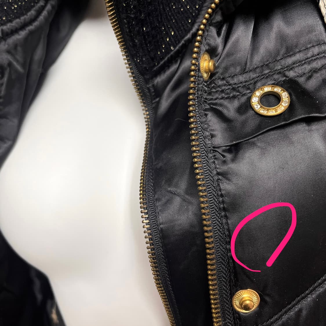 오네갸루 대장 레오파드 큐빅스톤 펄 패딩 조끼 나나y2k 핀터00s빈티지 상품이미지5