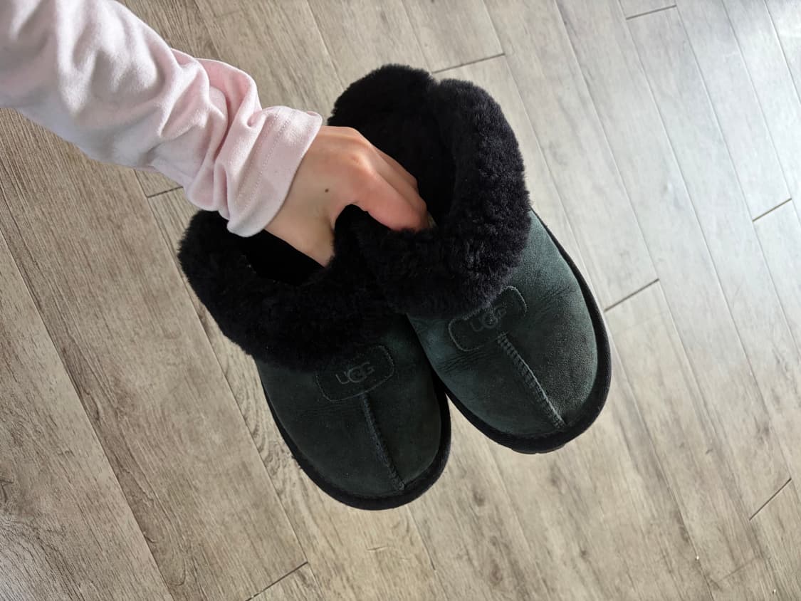 ugg 어그 블랙 슬리퍼 상품이미지3