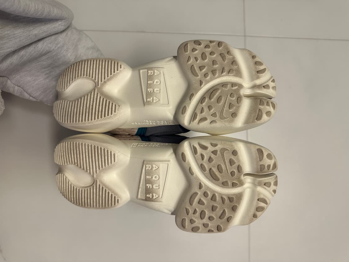 나이키 아쿠아리프트 파슬스톤 240 상품이미지5