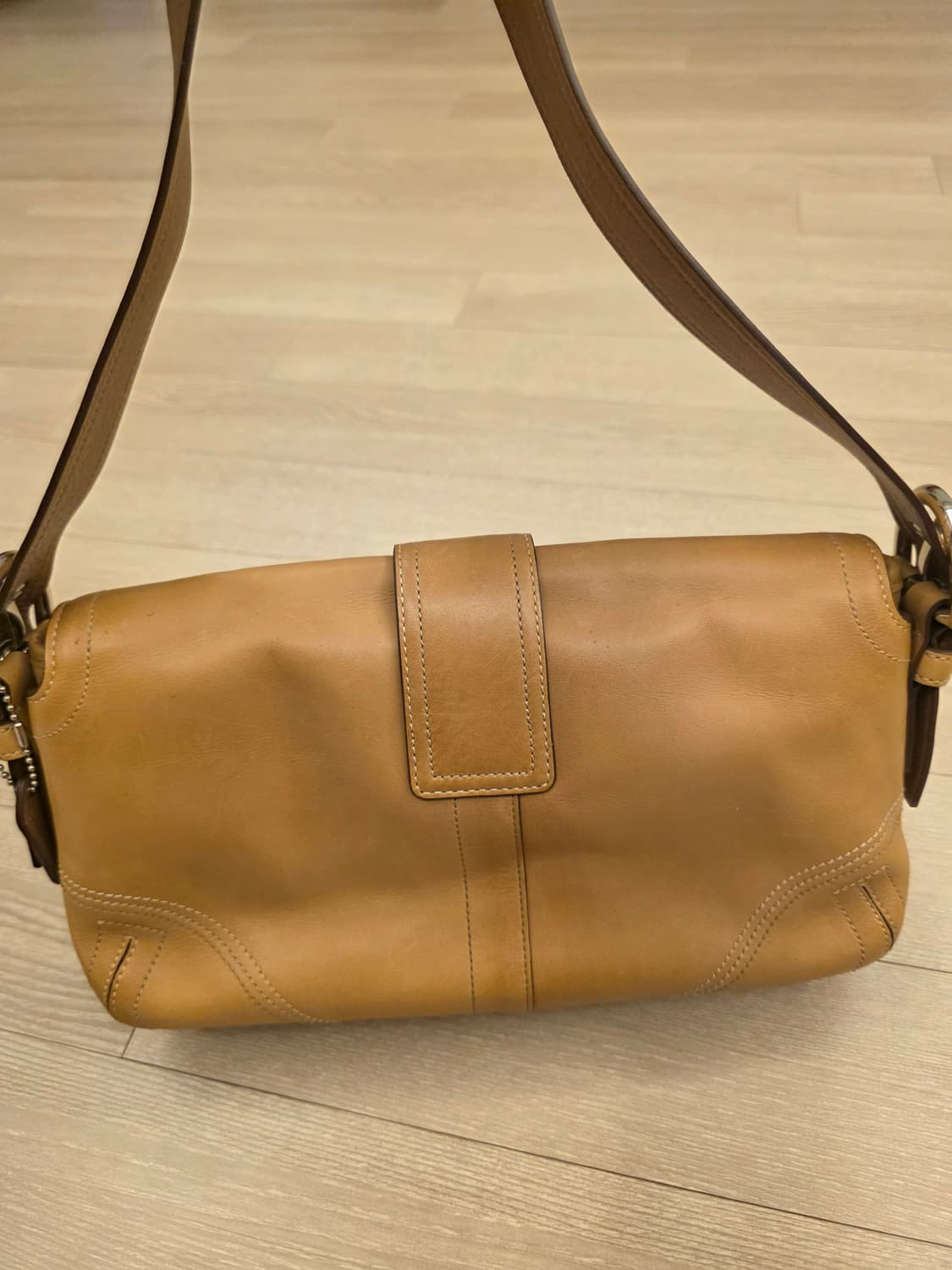 코치 가죽 숄더백 상품이미지7