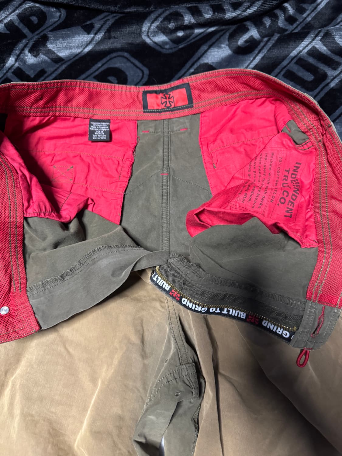 인디펜던트 트럭 컴퍼니 카고 컨버터블 팬츠 올리브 상품이미지4