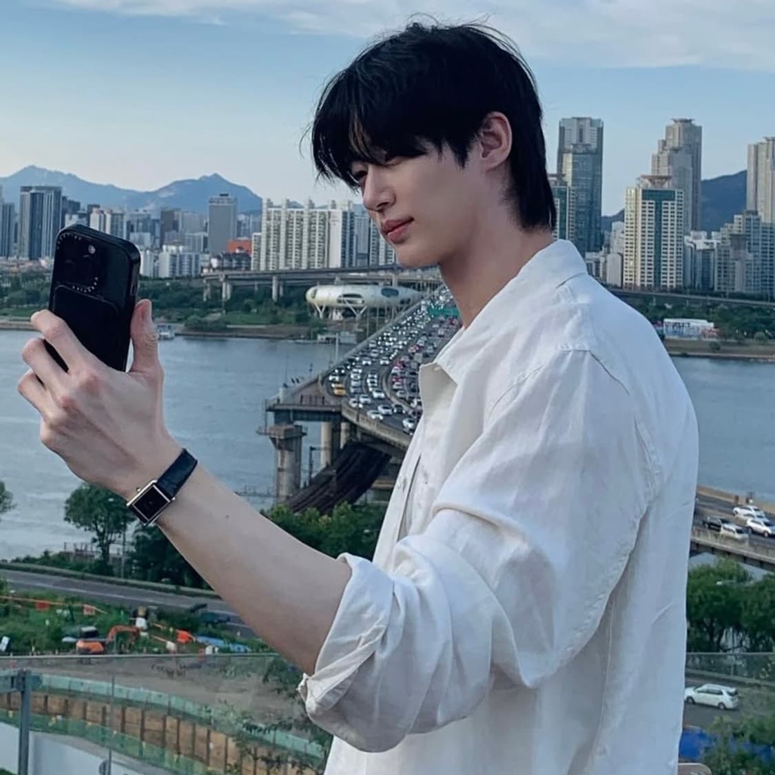 [L] 까르띠에 탱크 머스트 블랙 래커 다이얼 가죽 스트랩 상품이미지3