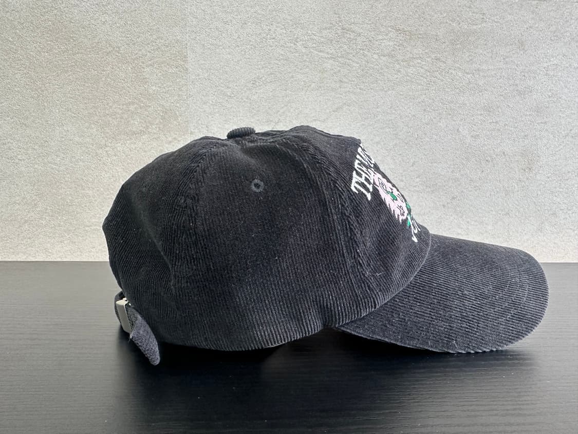 더뮤지엄비지터X존버거맨 모자 판매합니다. 상품이미지3