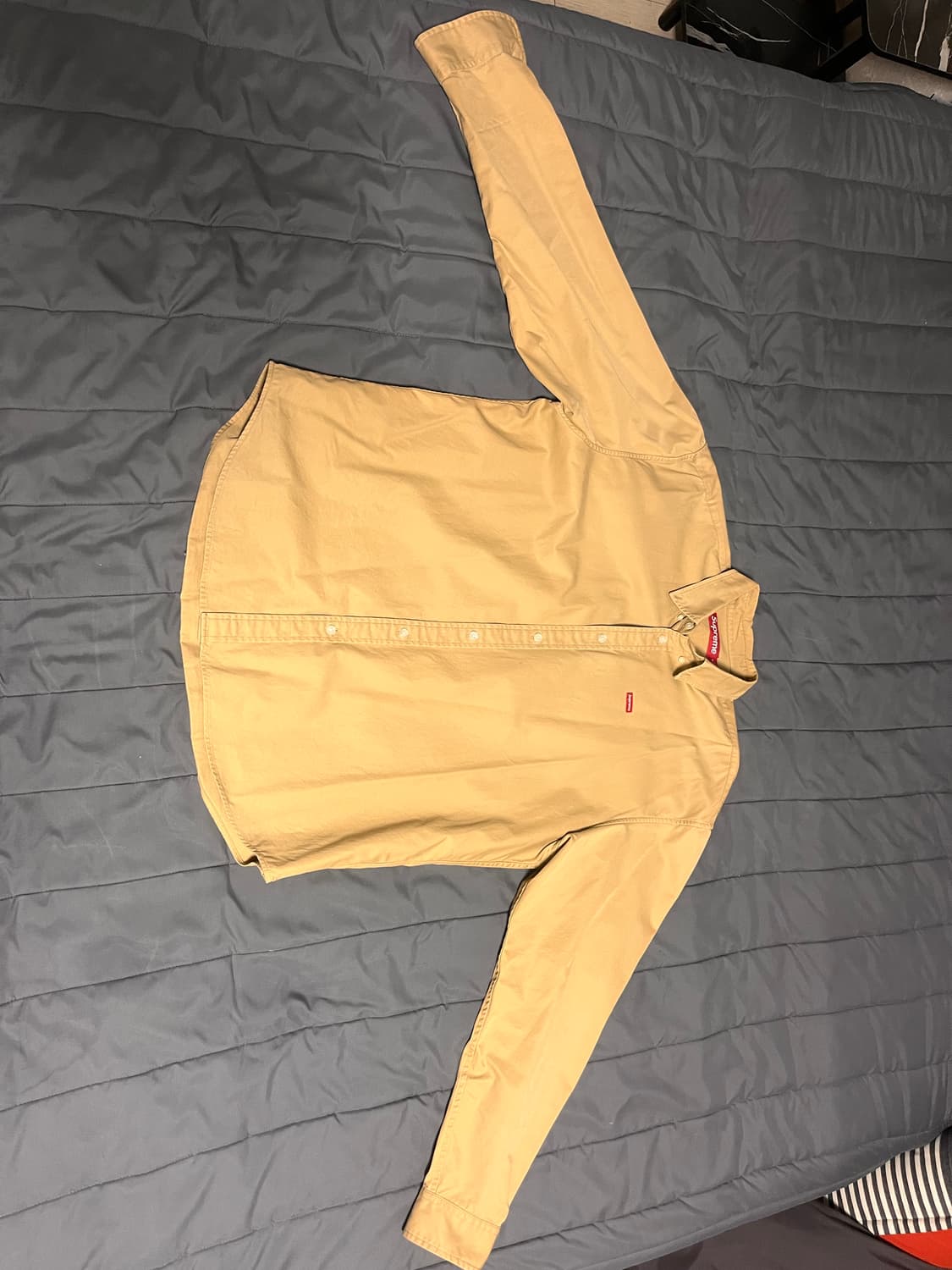 슈프림 셔츠 탄 M사이즈 상품이미지1