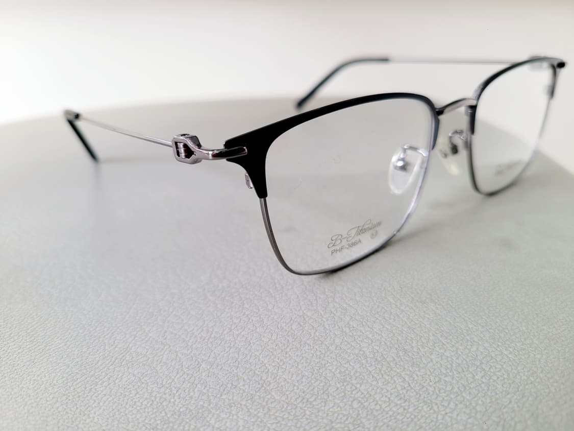 폴휴먼안경 PHF-386A 블랙/실버 티탄 상품이미지1