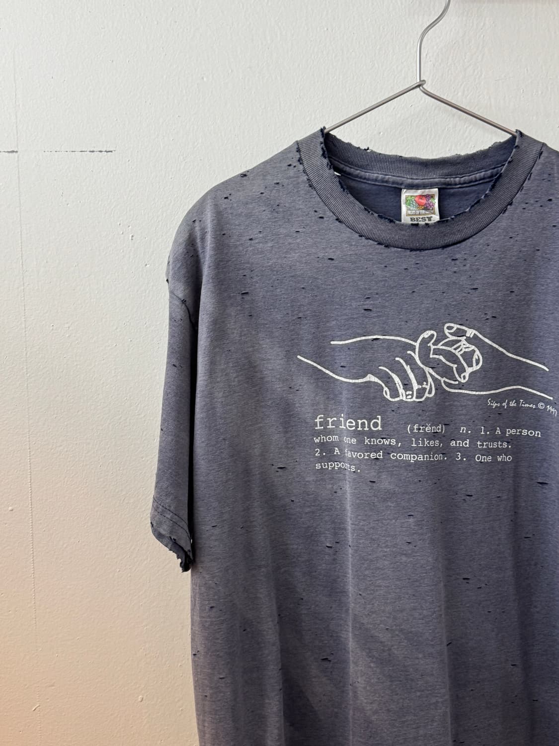 Sun bleached friend t shirt 상품이미지2