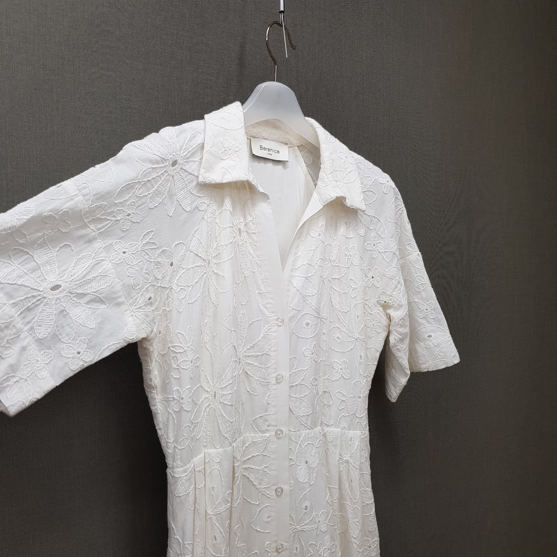 베르니스 2023 플라워 자수 레이스 롱 원피스 43호 상품이미지3