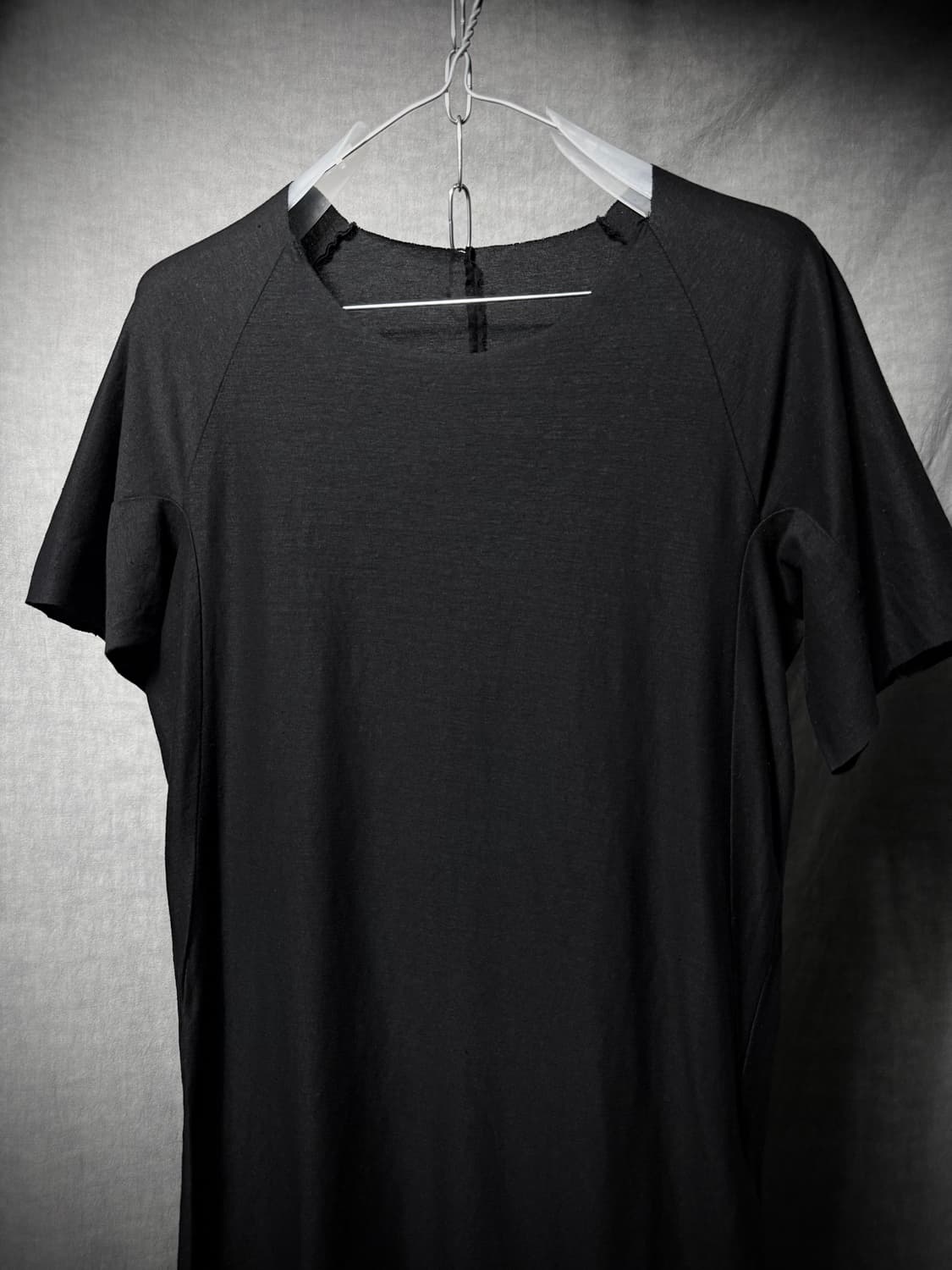 individual sentiment Raw Edge T-Shirt 상품이미지4