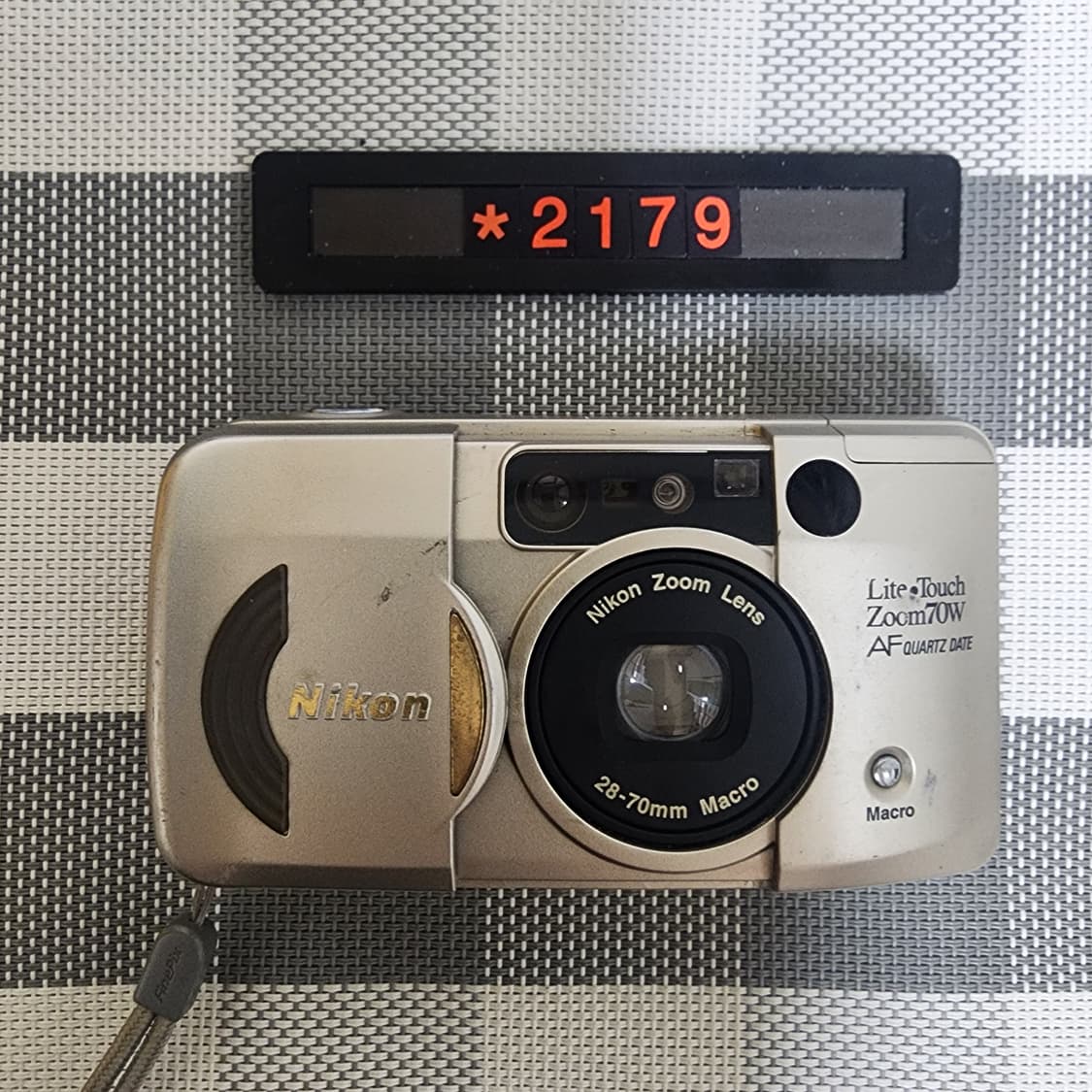 니콘 라이트 터치 줌 70W AF 데이터백 필름카메라 상품이미지2