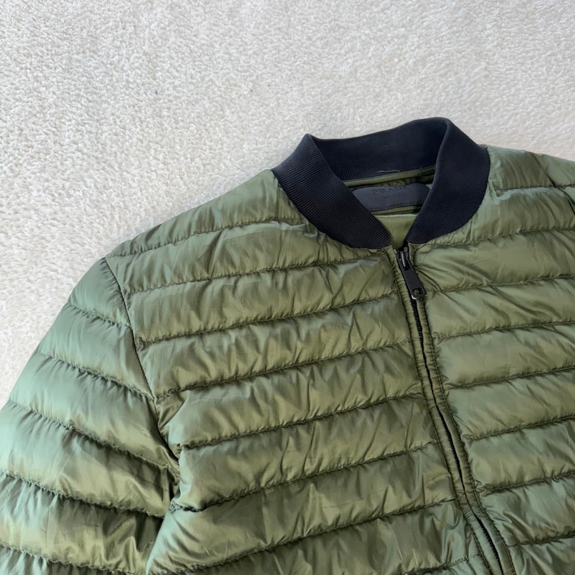 프라다 경량 패딩 자켓   상품이미지5
