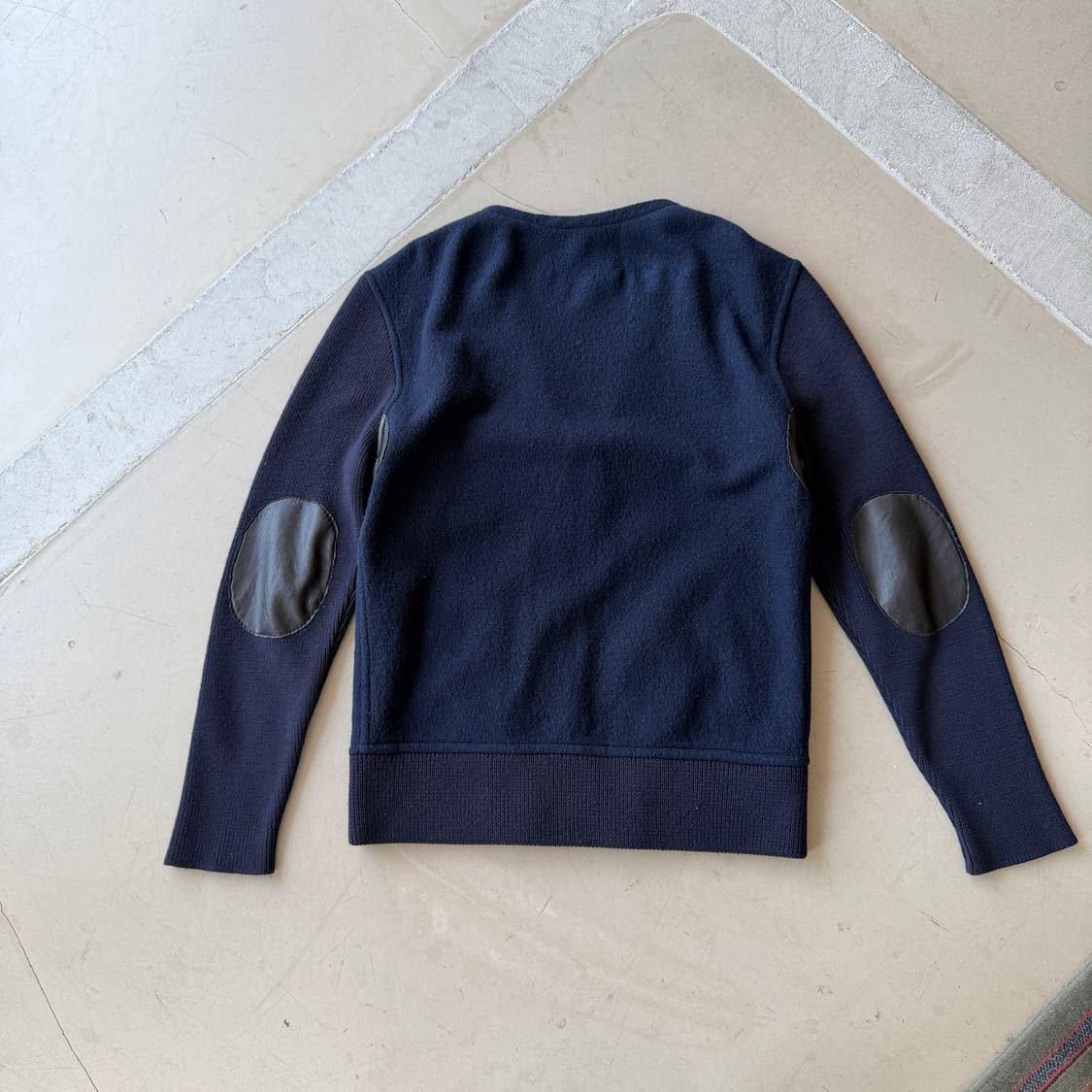 이갈 아즈로엘 레더트림 가디건 상품이미지4