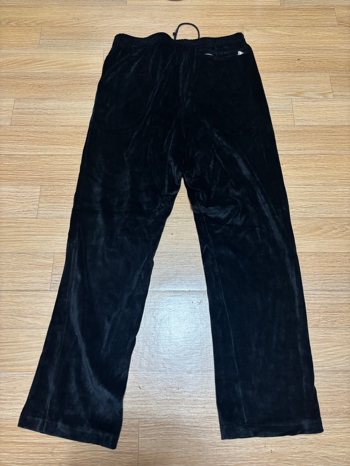 브라운야드 벨벳 트레이닝 바지 블랙 상품이미지4