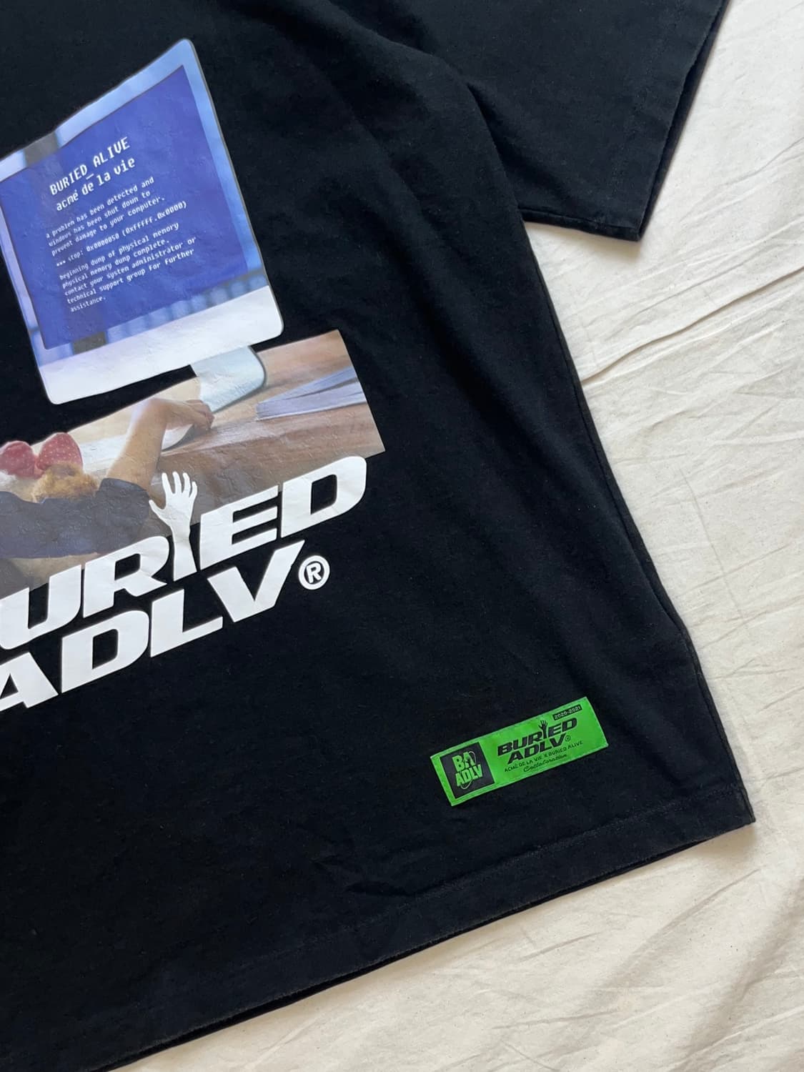 ADLV X BURIED ALIVE 아크메드라비 반팔티 블랙 상품이미지5