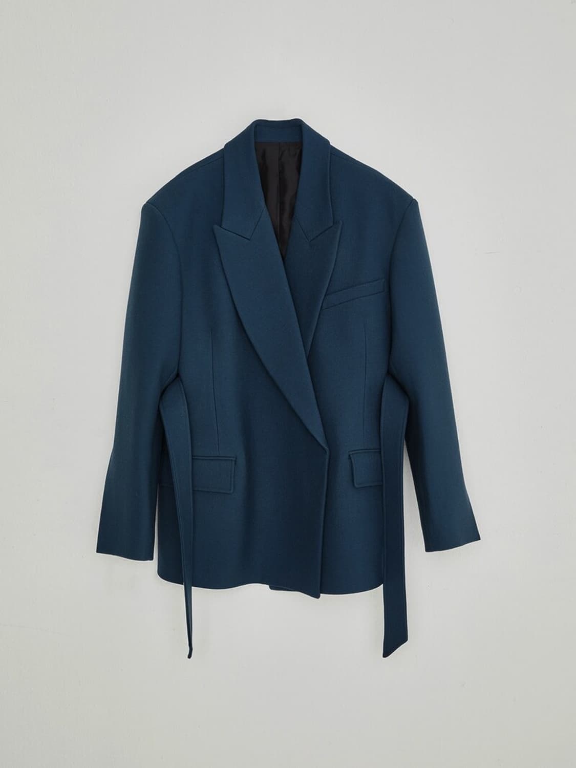 OVERSIZED HOURGLASS BELTED JACKET  상품이미지8
