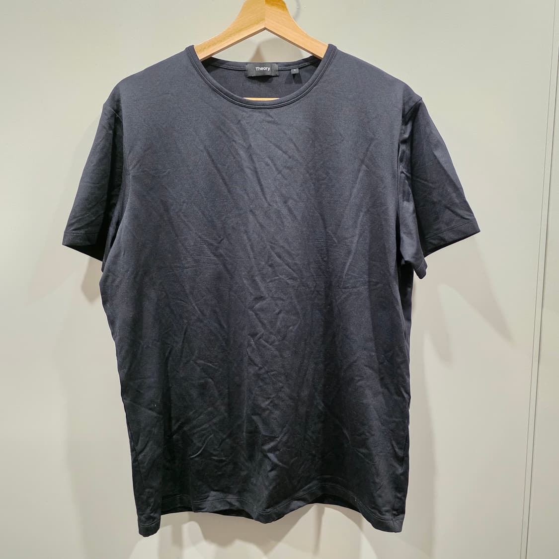 띠어리(Theory) 기능성 스판 라운드 반팔 티셔츠 상품이미지1