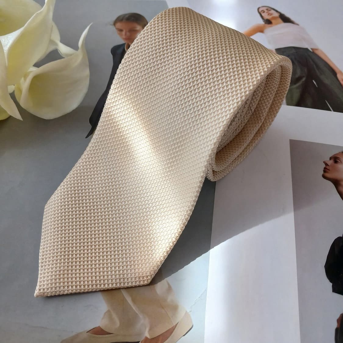 지안프랑코페레 실크 텍스처 넥타이 8.5cm A+등급 A18853
 상품이미지2