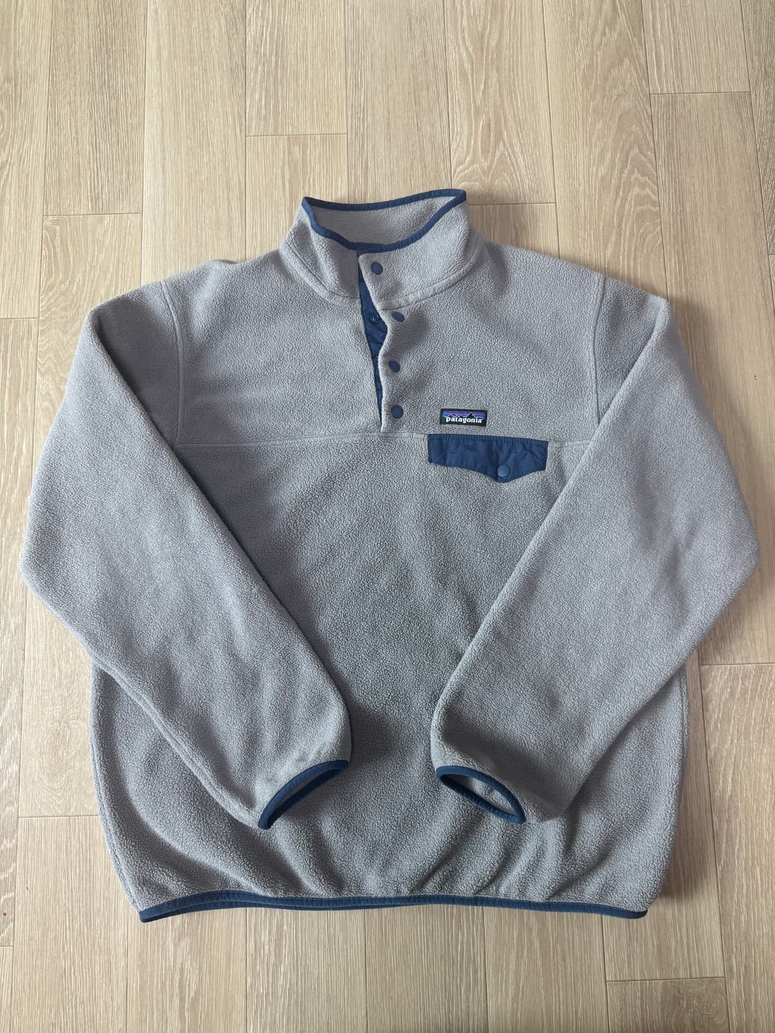 L 파타고니아 신칠라 플리스 풀오버 베이지 그레이 브라운 상품이미지1