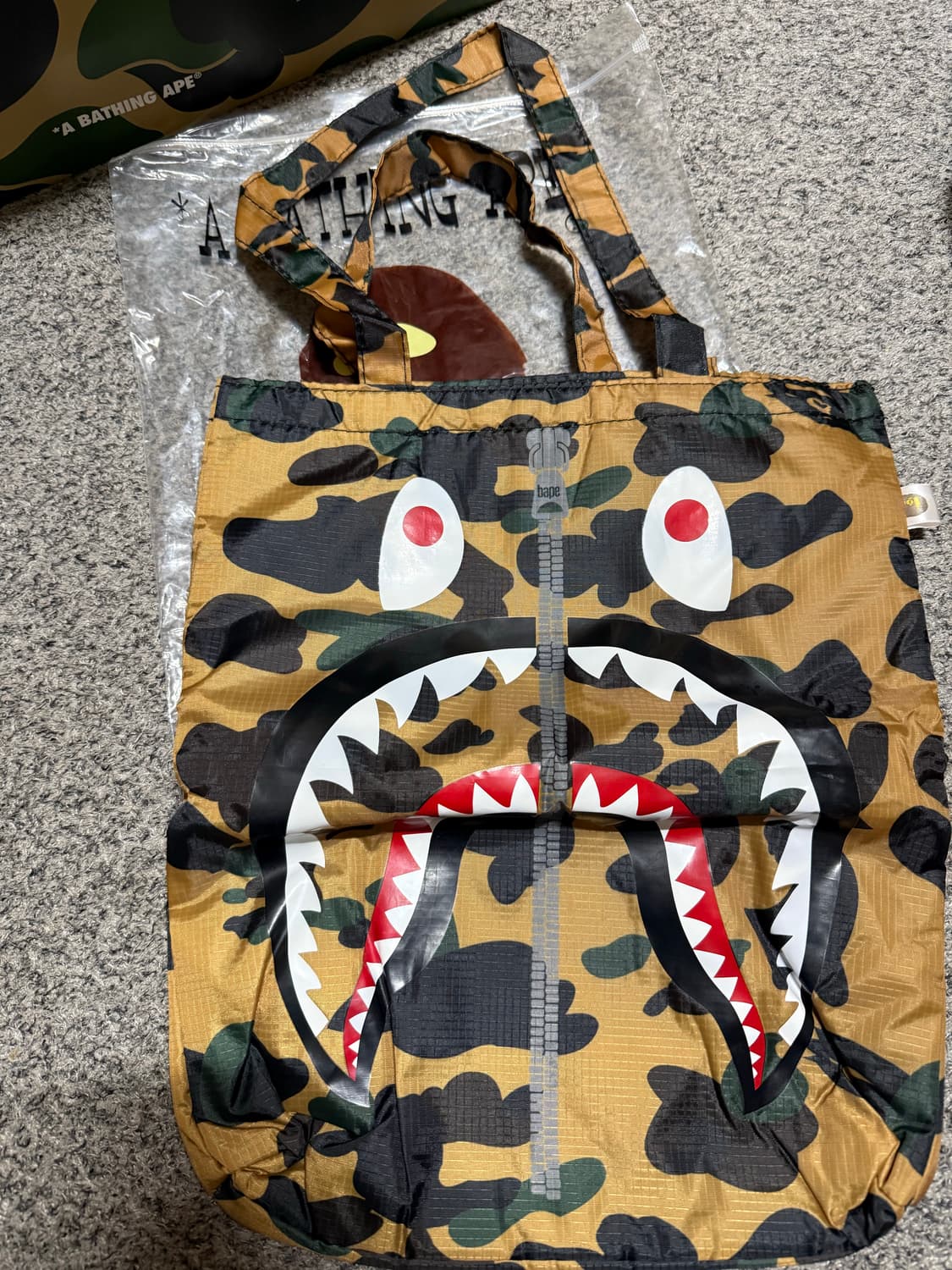 베이프 BAPE 카모 숄더백 새상품 상품이미지1