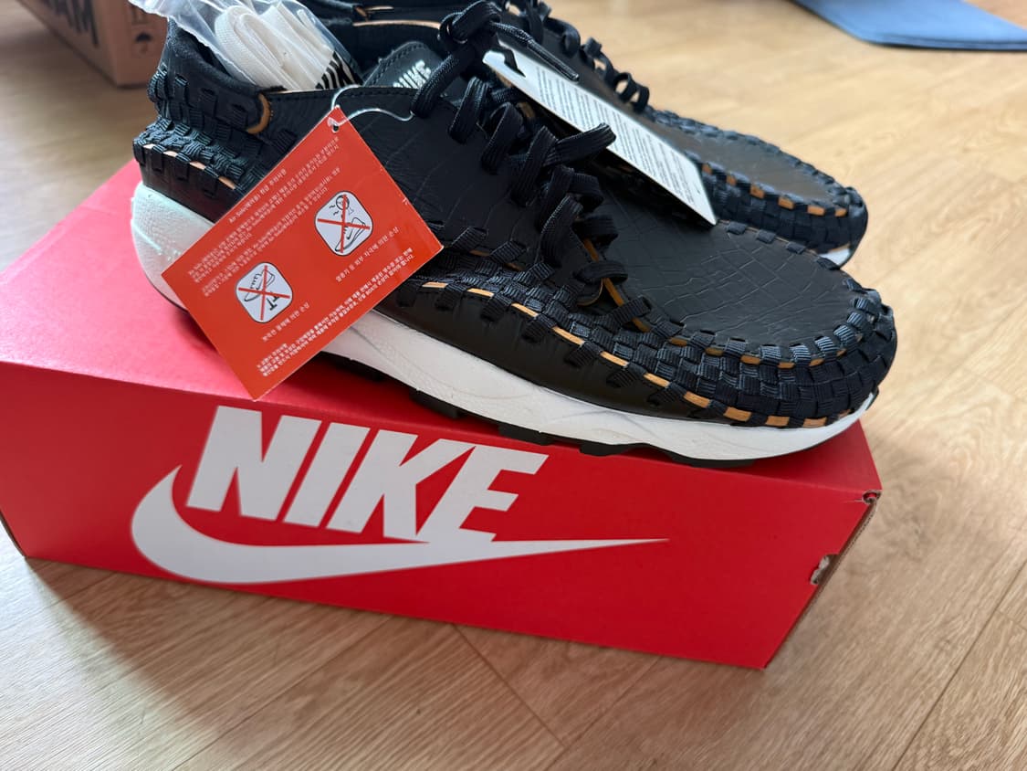 나이키 에어 풋스케이프 제품입니다!  상품이미지2