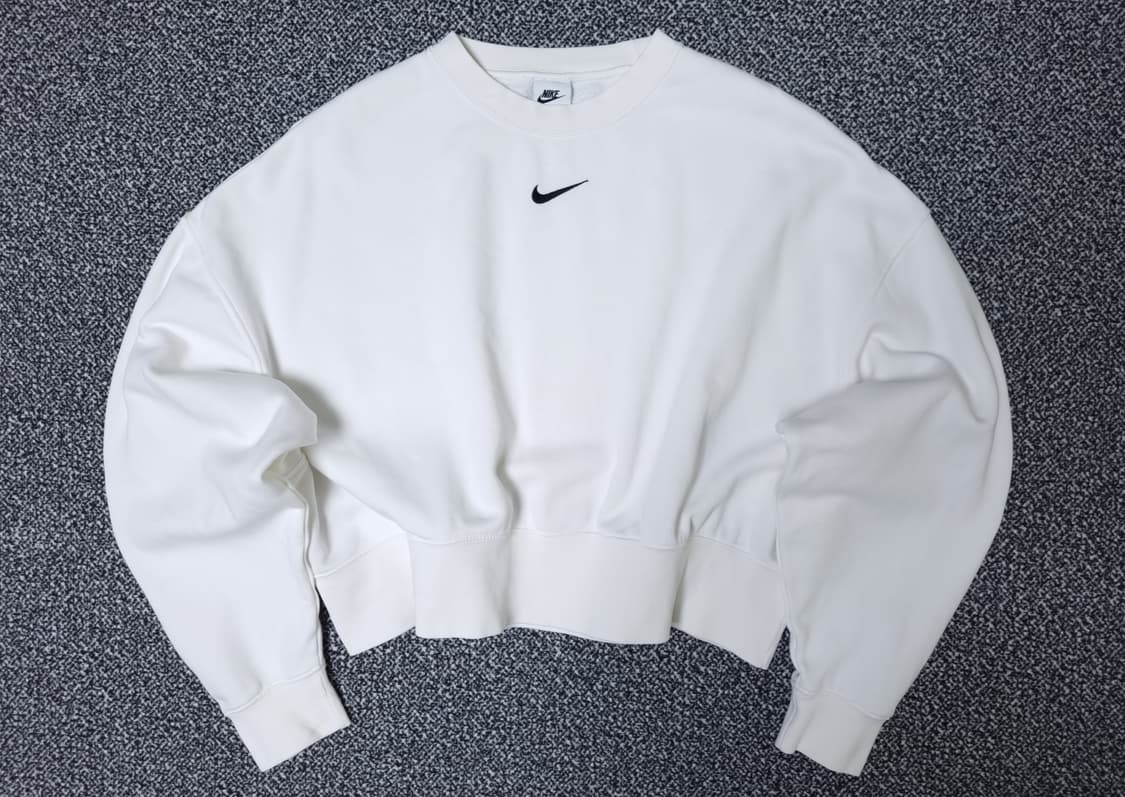 [무료배송][S]나이키 여성용 에센셜 기모 오버핏 크롭티 맨투맨 상품이미지3