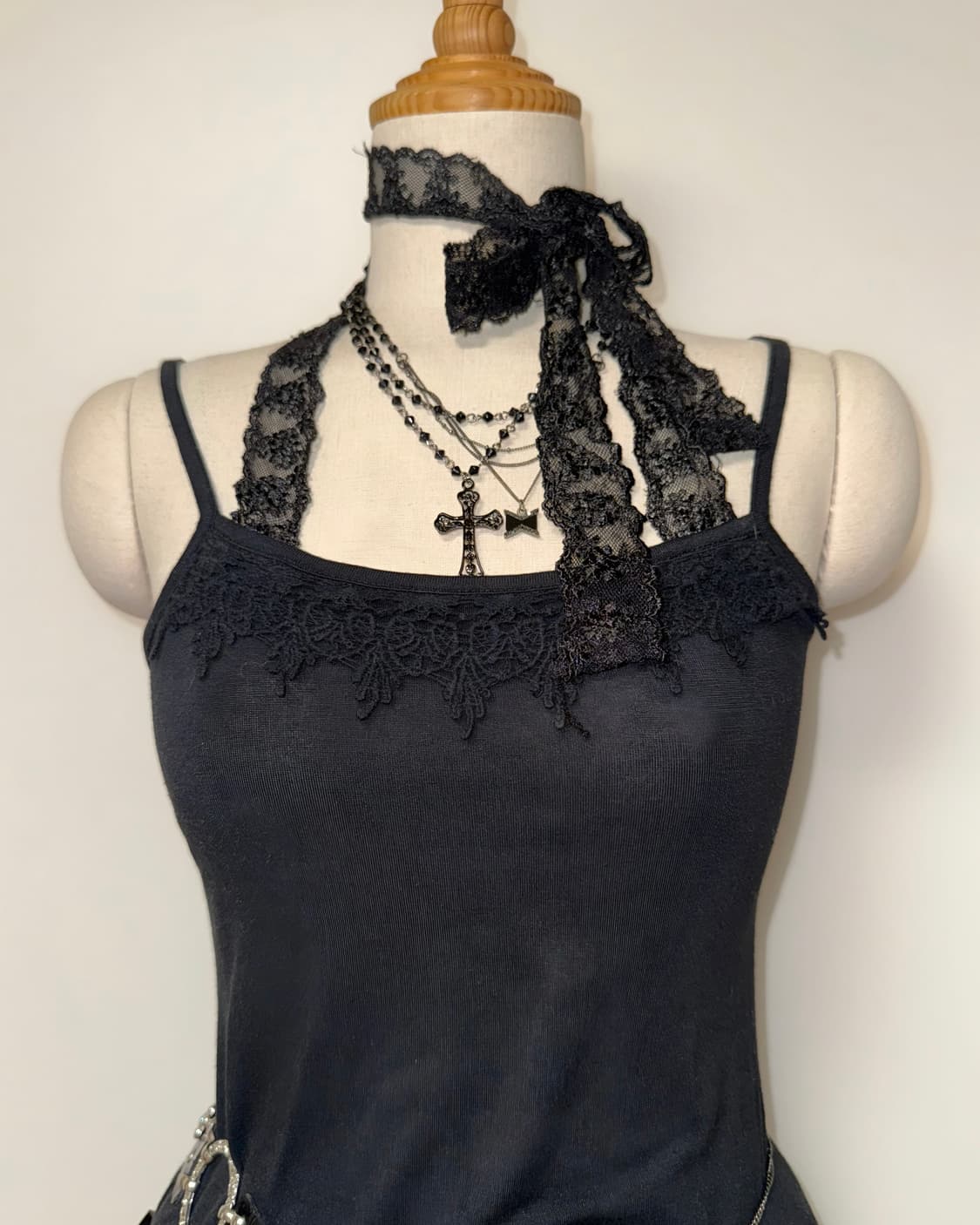 홀터 레이스 옆트임 고스페어리 나시 상품이미지2