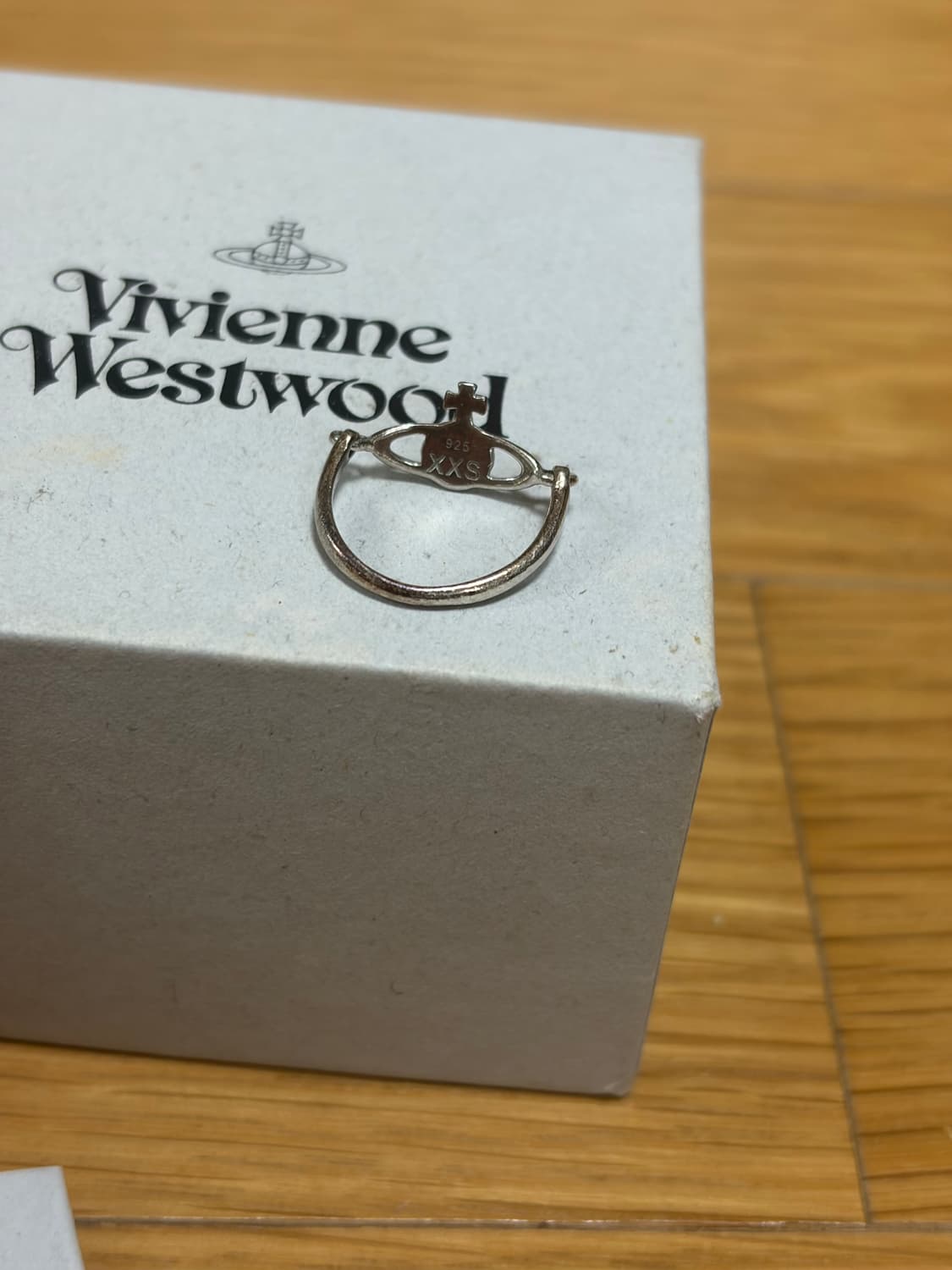 비비안웨스트우드 방돔 반지 상품이미지5
