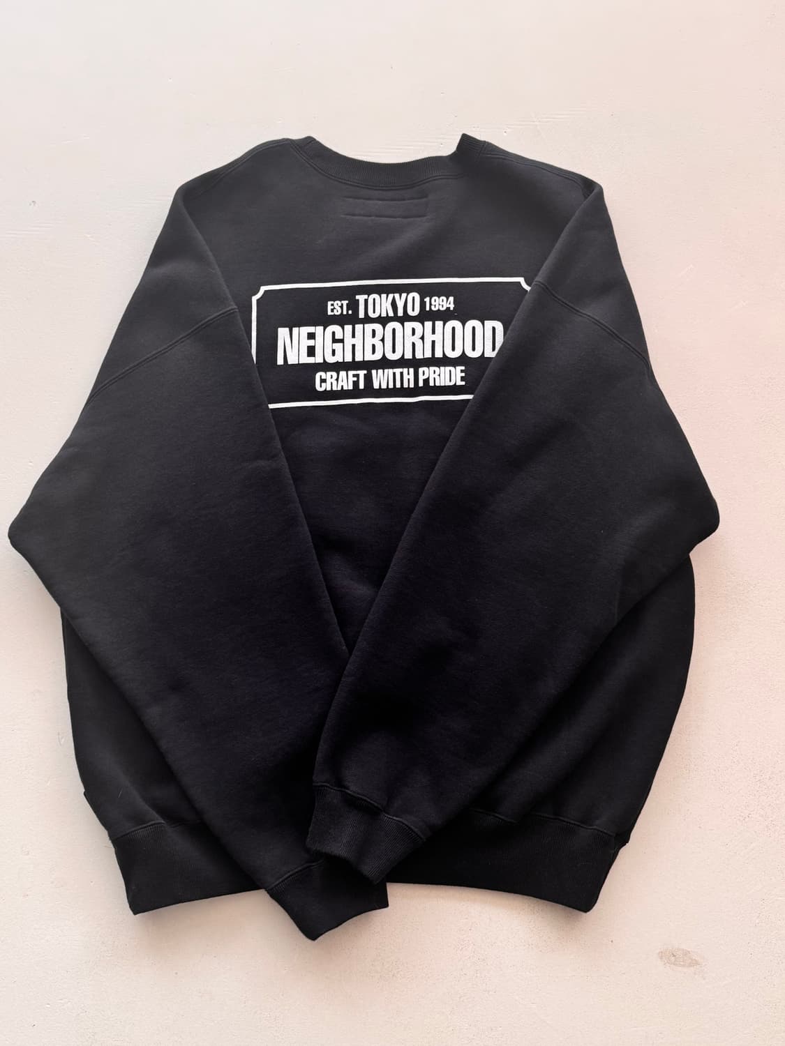 네이버후드 스웻 맨투맨 블랙컬러 상품이미지3