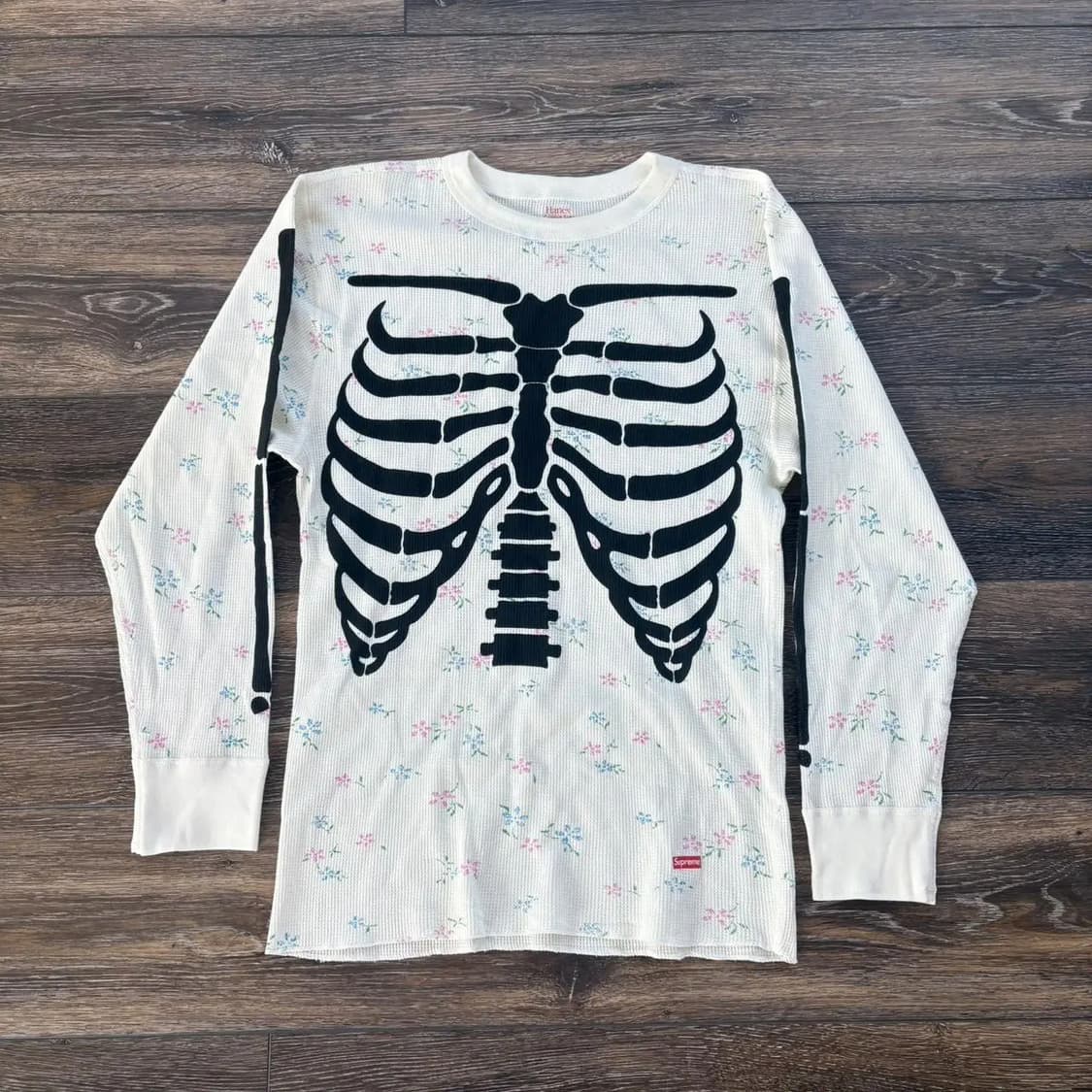 슈프림 헤인즈 본즈 써멀 크루 플로럴 상품이미지1
