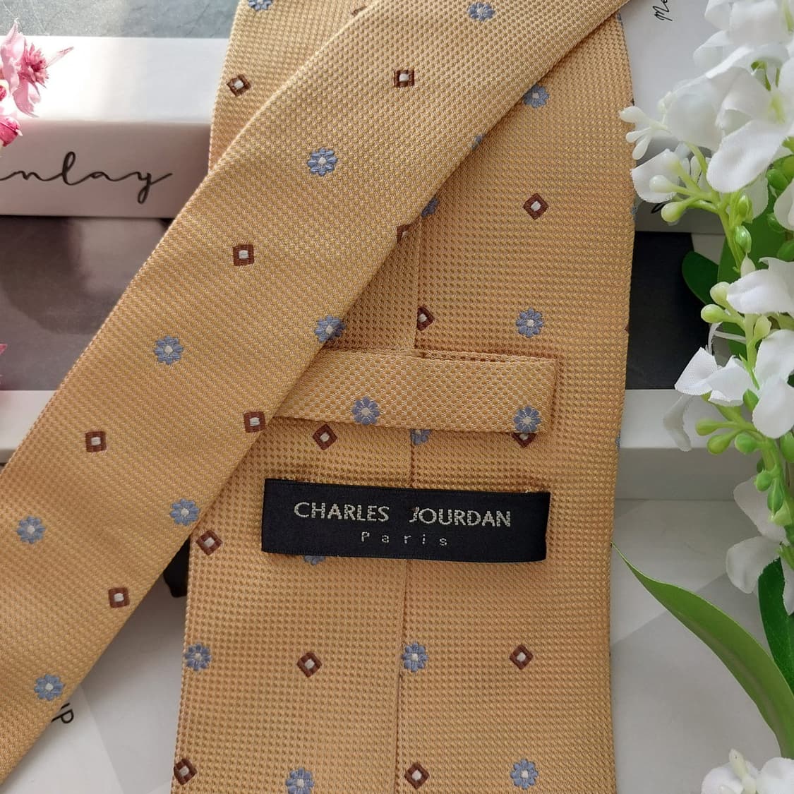 샤를 주르당 실크 베이지 미니 패턴 넥타이 9.8cm A등급 K1594
 상품이미지6