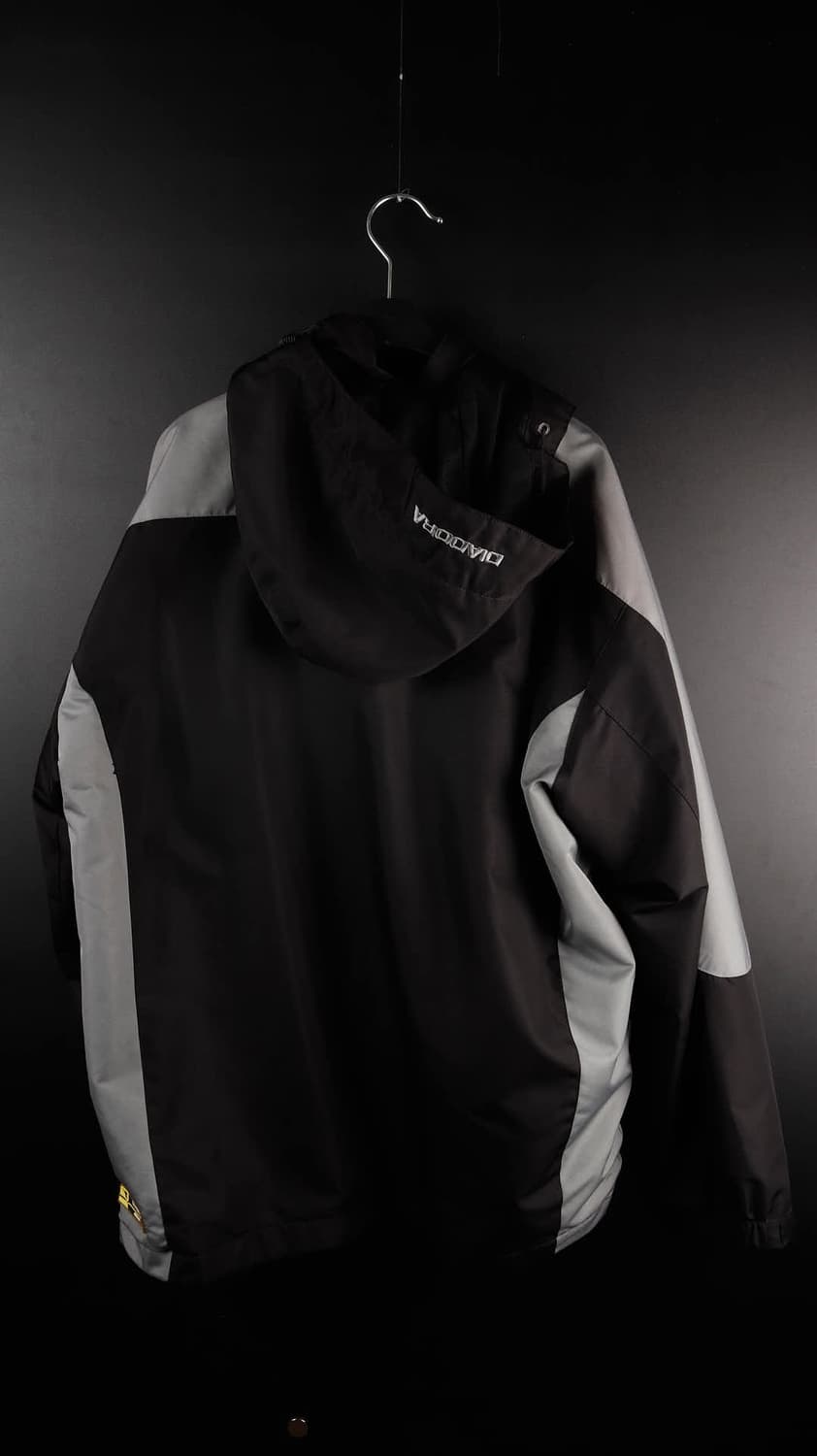디아도라 블랙 바람막이 상품이미지7