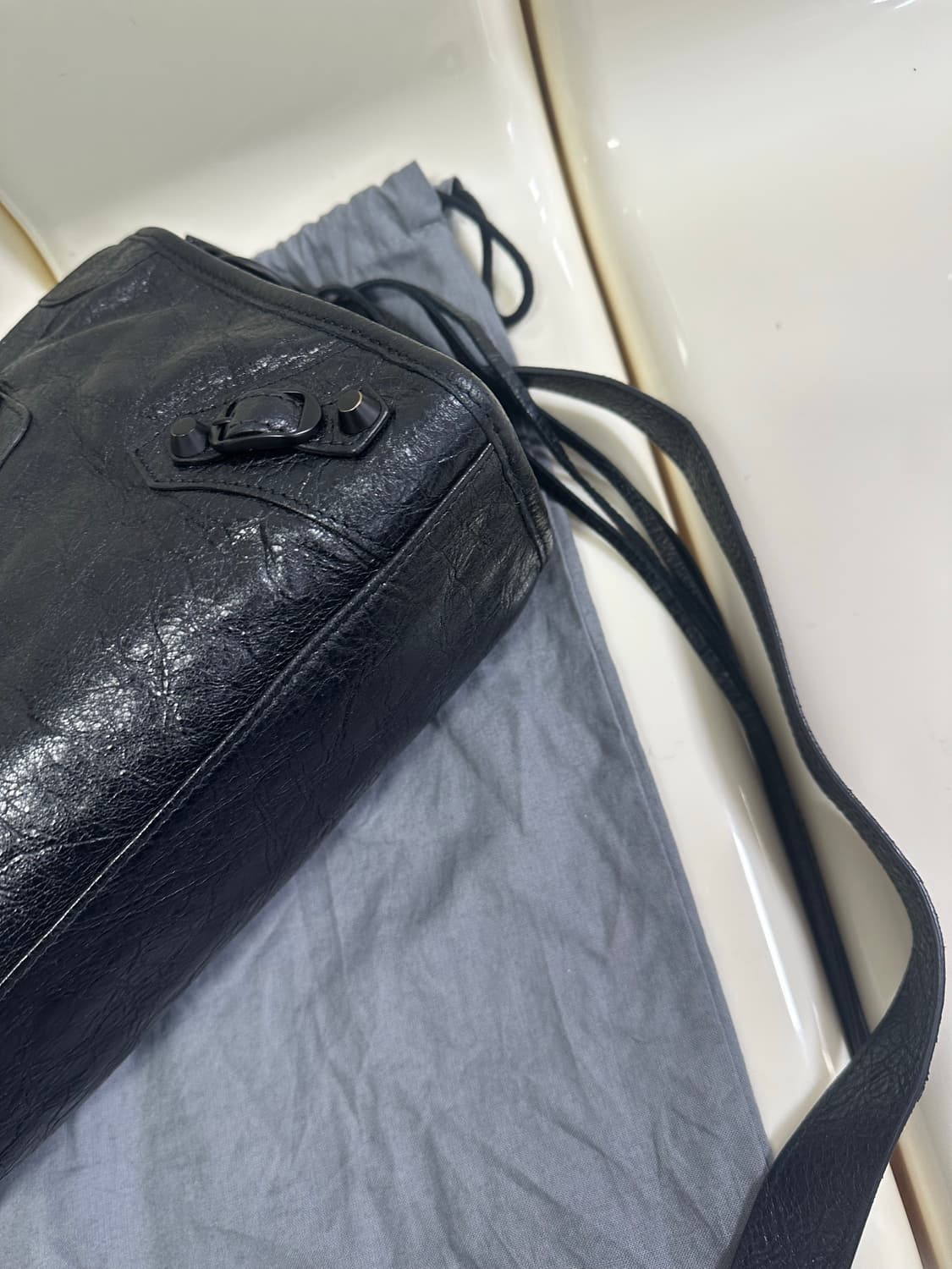 [A+ 정품] 발렌시아가 시티 모터백 스몰 블랙 상품이미지7