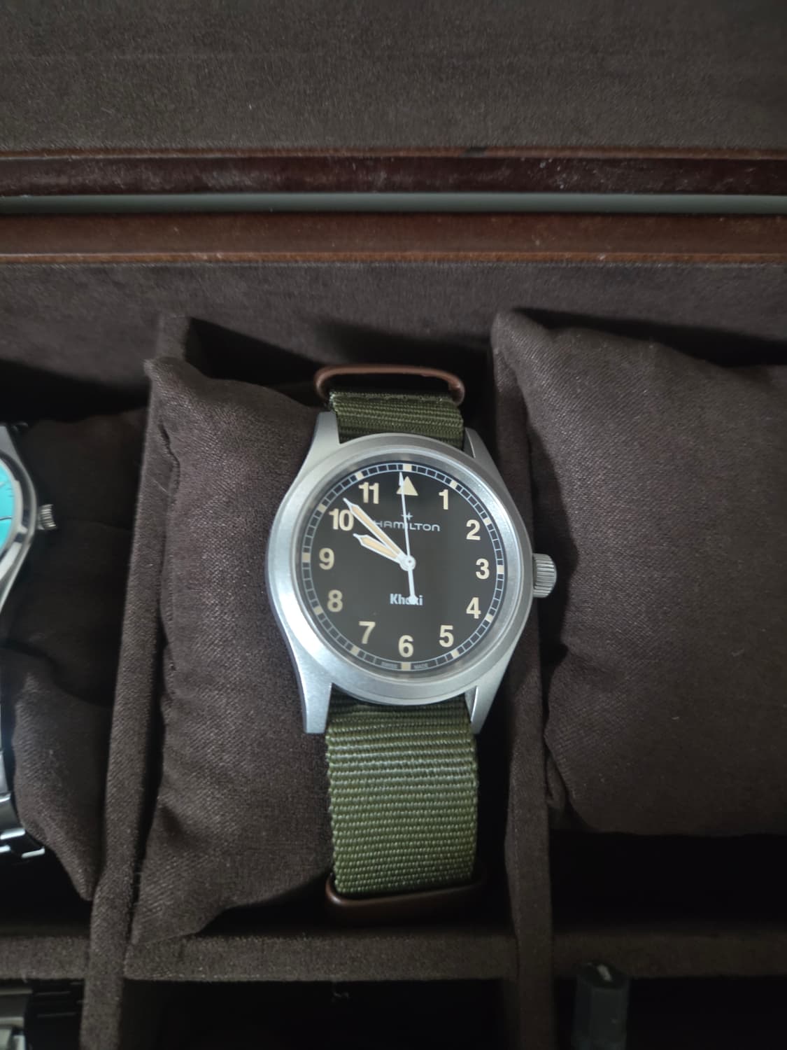 해밀턴 카키필드 쿼츠 38mm 블랙다이얼 상품이미지1