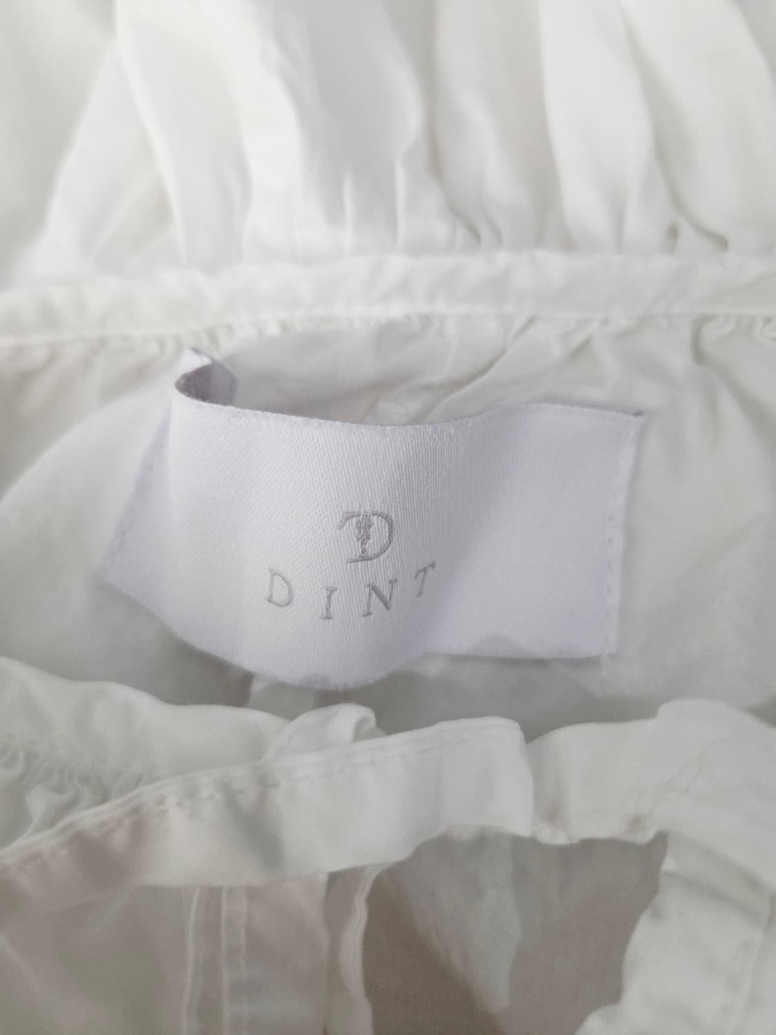 딘트 DINT 화이트 루즈핏 블라우스_FREE 상품이미지6