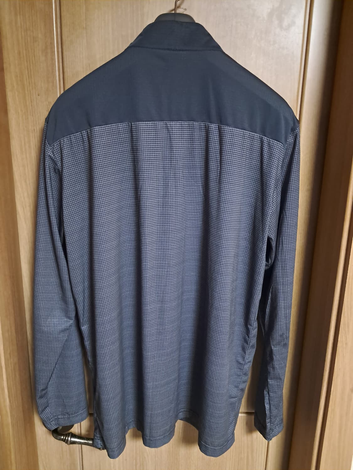 레드페이스 긴팔티 남성100  상품이미지3