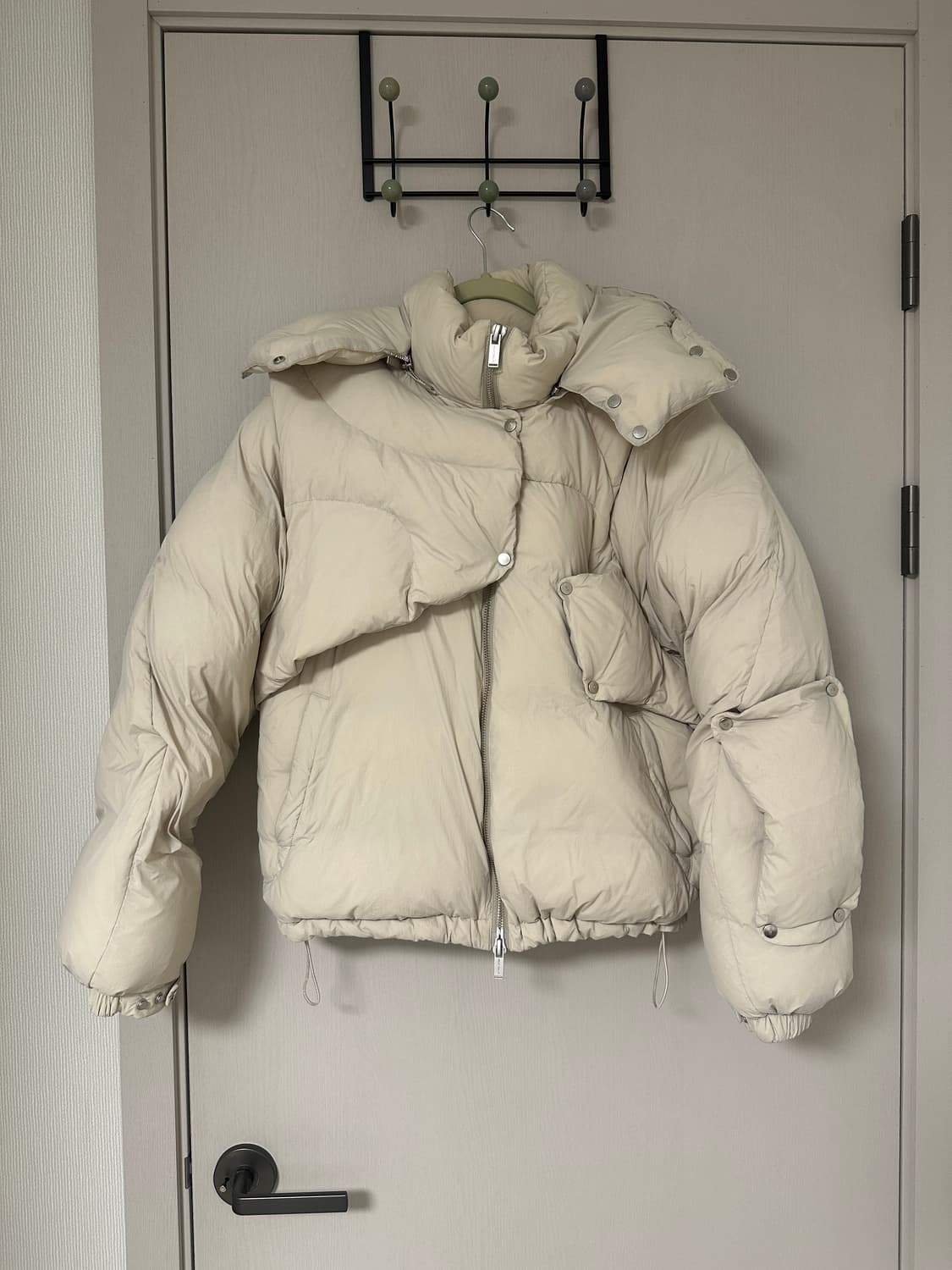 HELIOT EMIL scarf puffer 패딩 (스톤) 상품이미지8