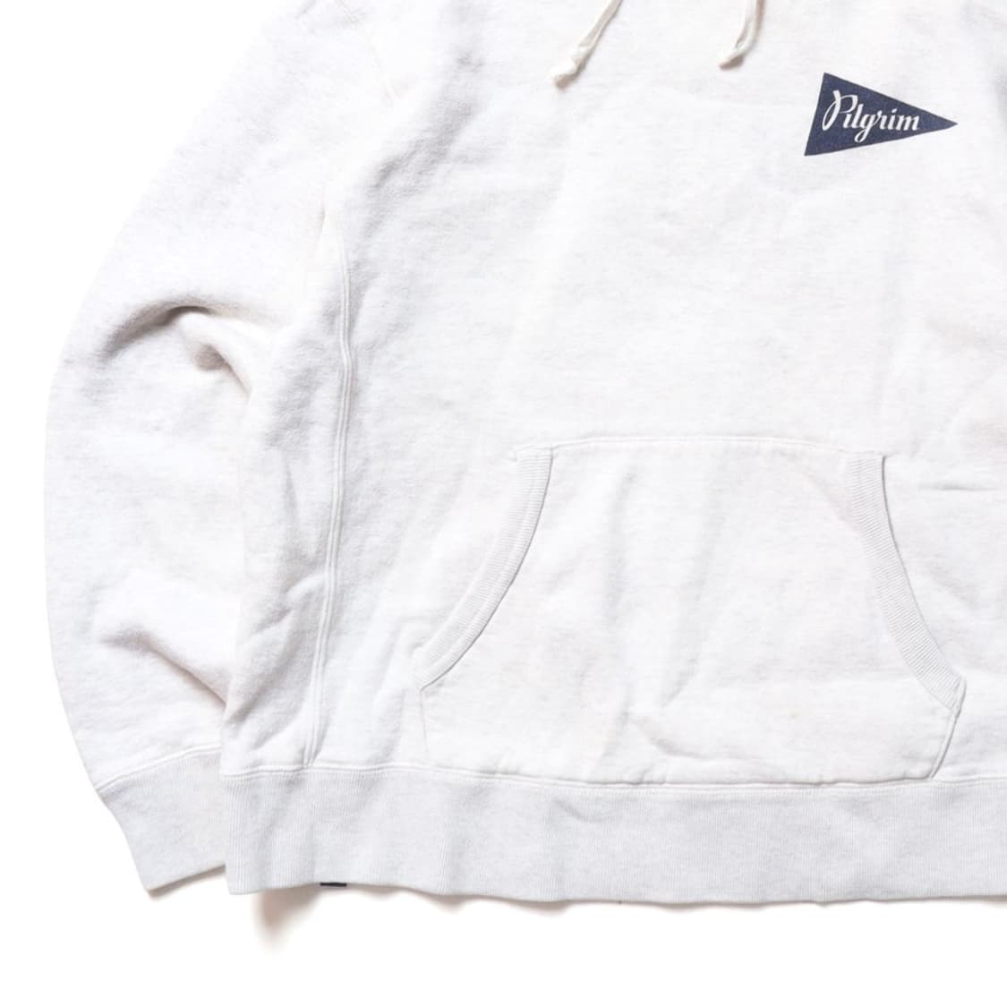 필그림 Pilgrim Logo Hoodie

 상품이미지3