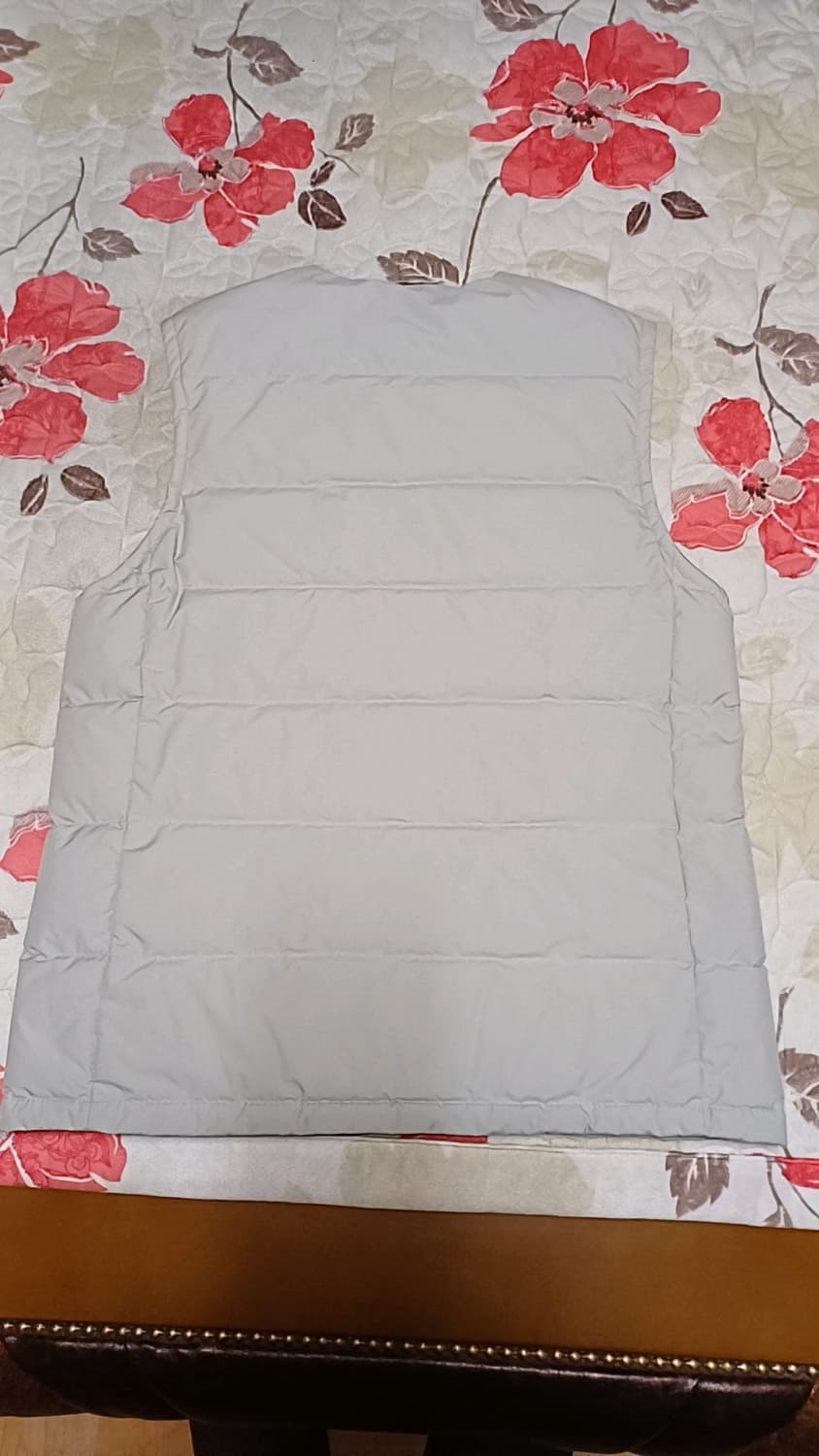 스파오 오리털경량조끼 95 가슴51 기장69 상품이미지4