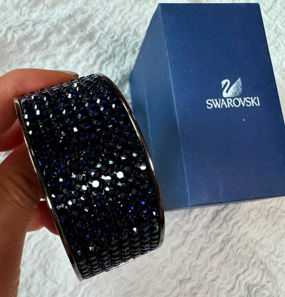 Swarovski 스와로브스키 네이비 레더 크리스탈 뱅글 팔찌  상품이미지3