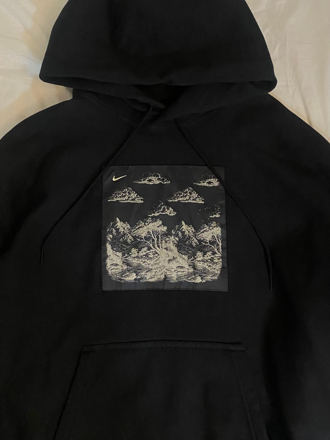 나이키 솔로 스우시 후드티 상품이미지3