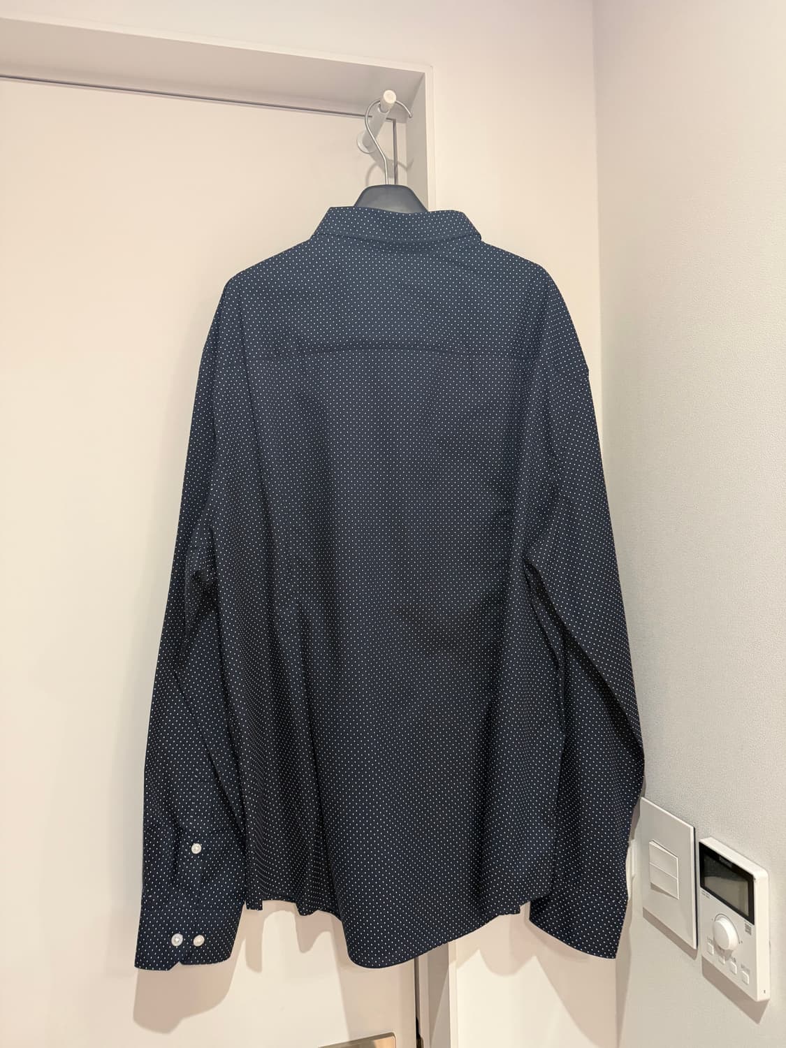 H&M 네이비 도트 셔츠 XL사이즈 (새상품) 상품이미지2