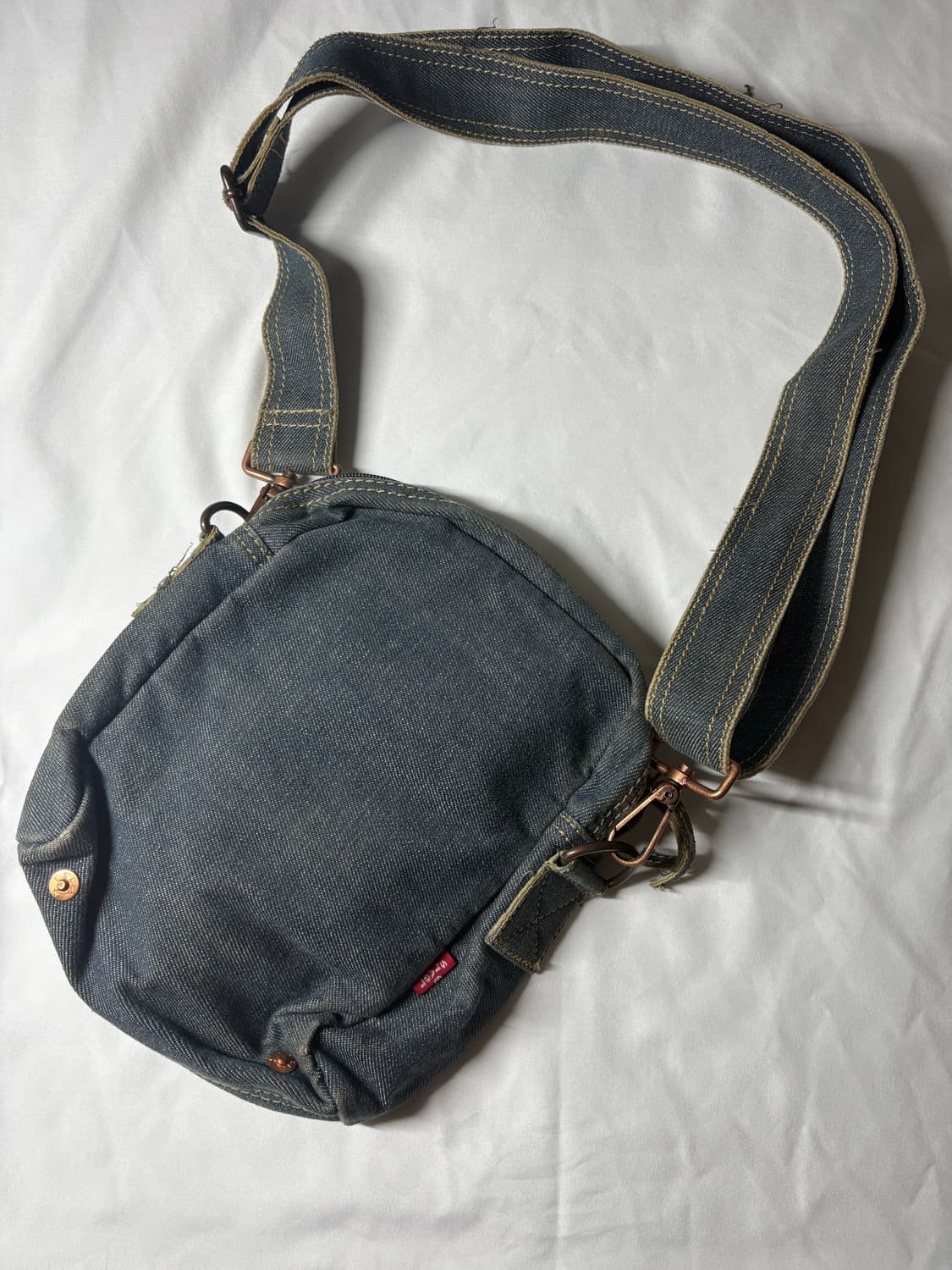 Levi’s 데님 크로스 백 상품이미지3
