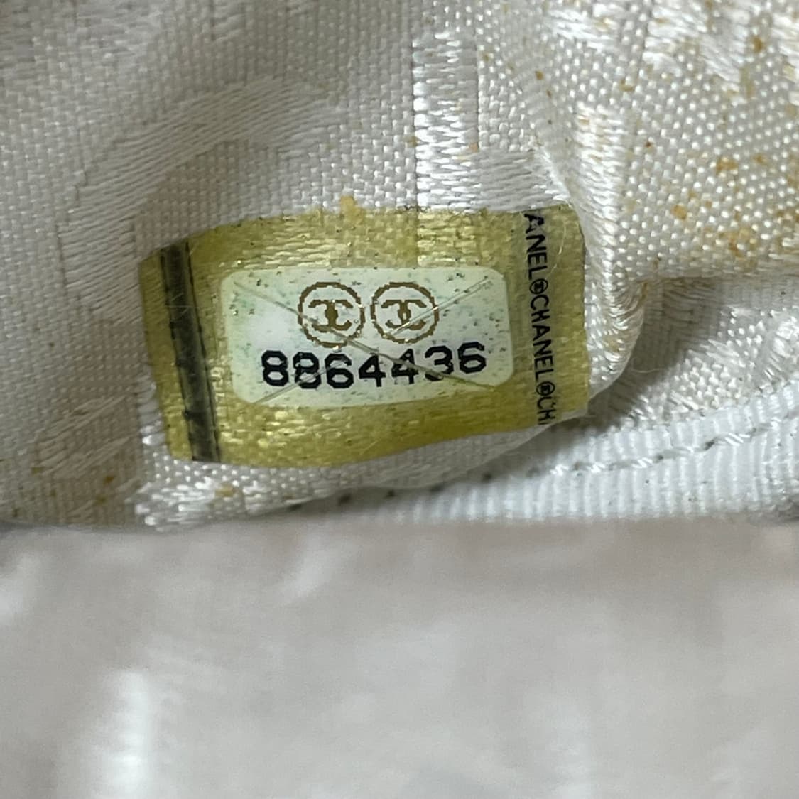 2004년도 Chanel 샤넬 테니스볼 메쉬 가방 상품이미지9