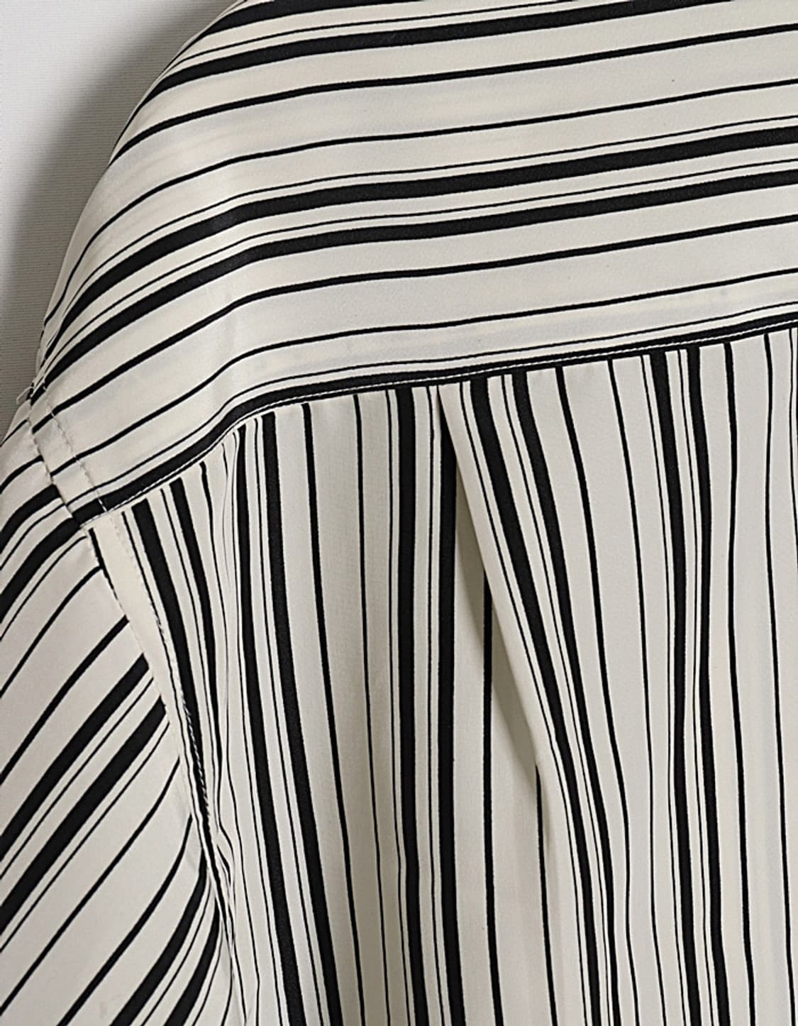 TRUSSARDI Stripe Poly Shirts 상품이미지5