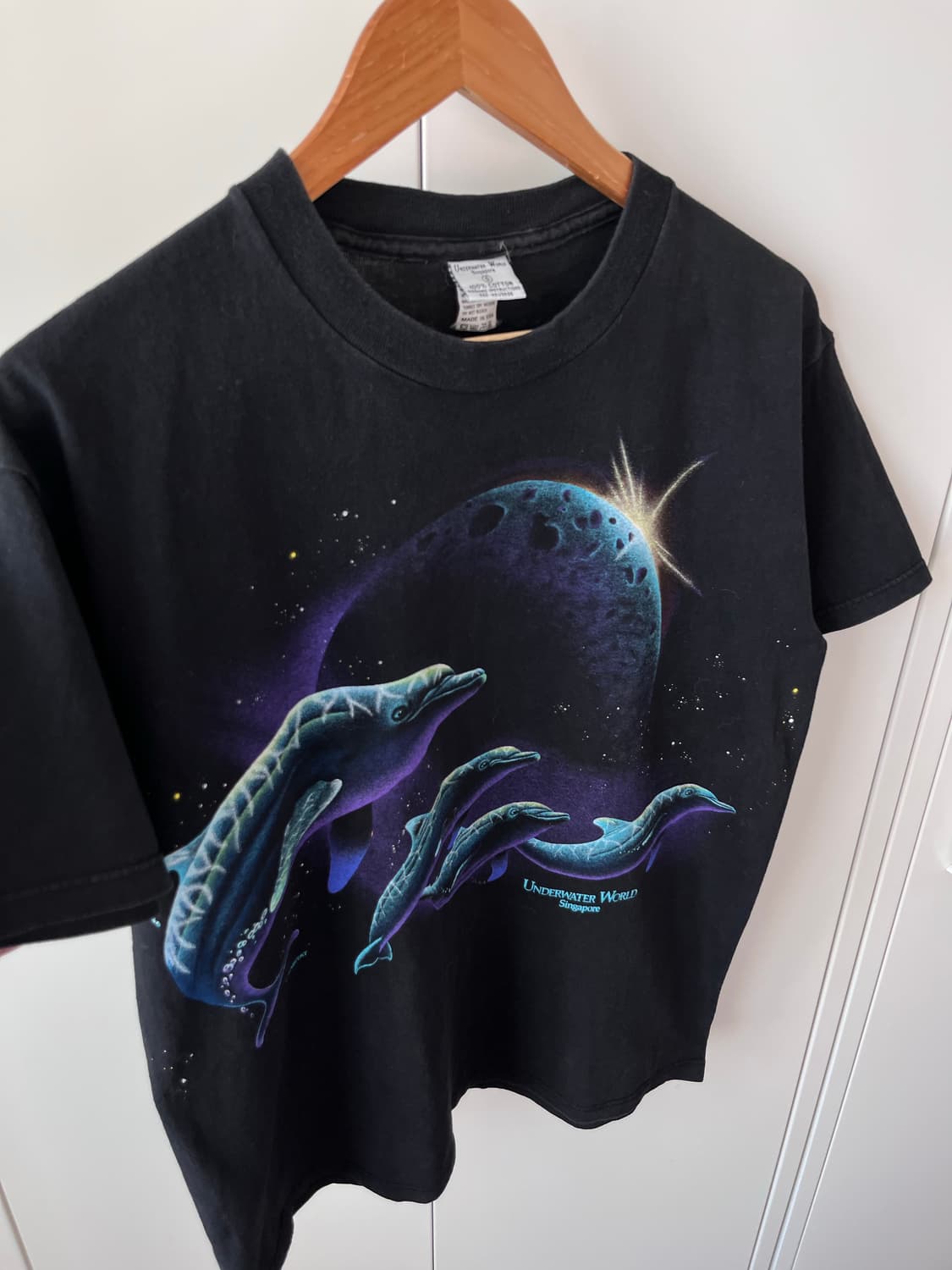 Underwater world 돌고래 우주 행성 반팔 티셔츠 상품이미지8