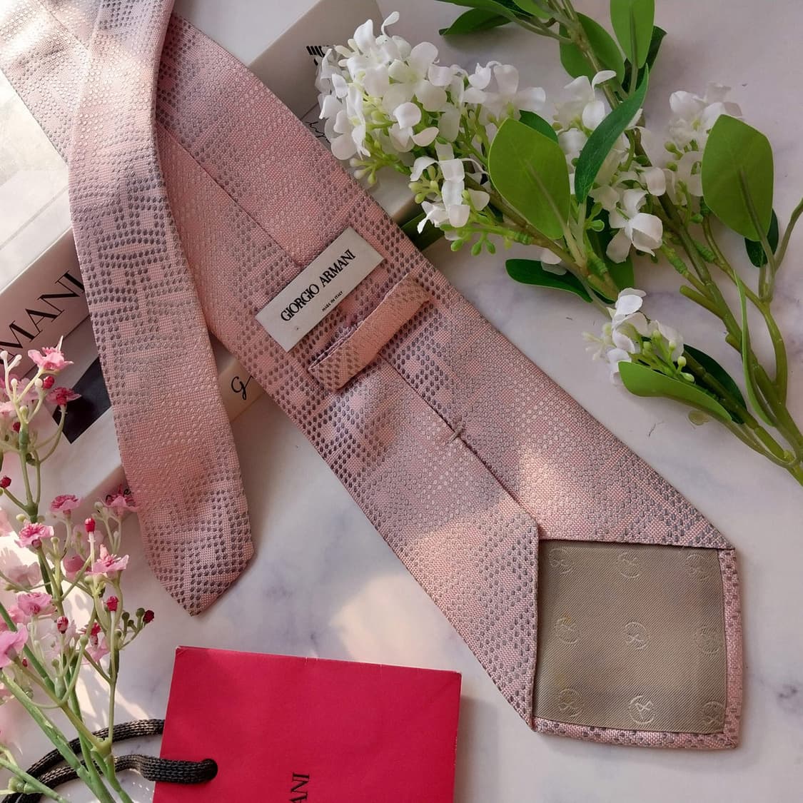 조르지오 아르마니 실크 핑크 자카드 넥타이 9.2cm A등급 k1916
 상품이미지5