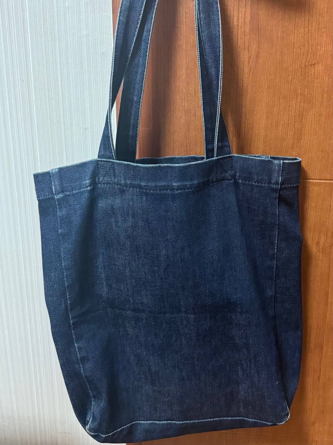 아페쎄 A.P.C 데님 에코백 판매합니다 상품이미지2