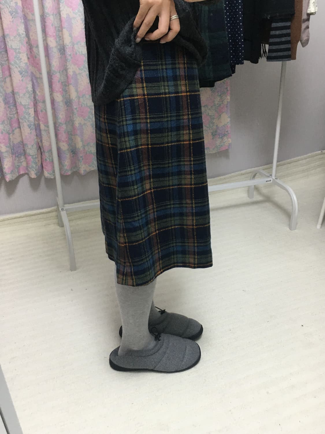 블루 체크 미디 스커트 상품이미지5