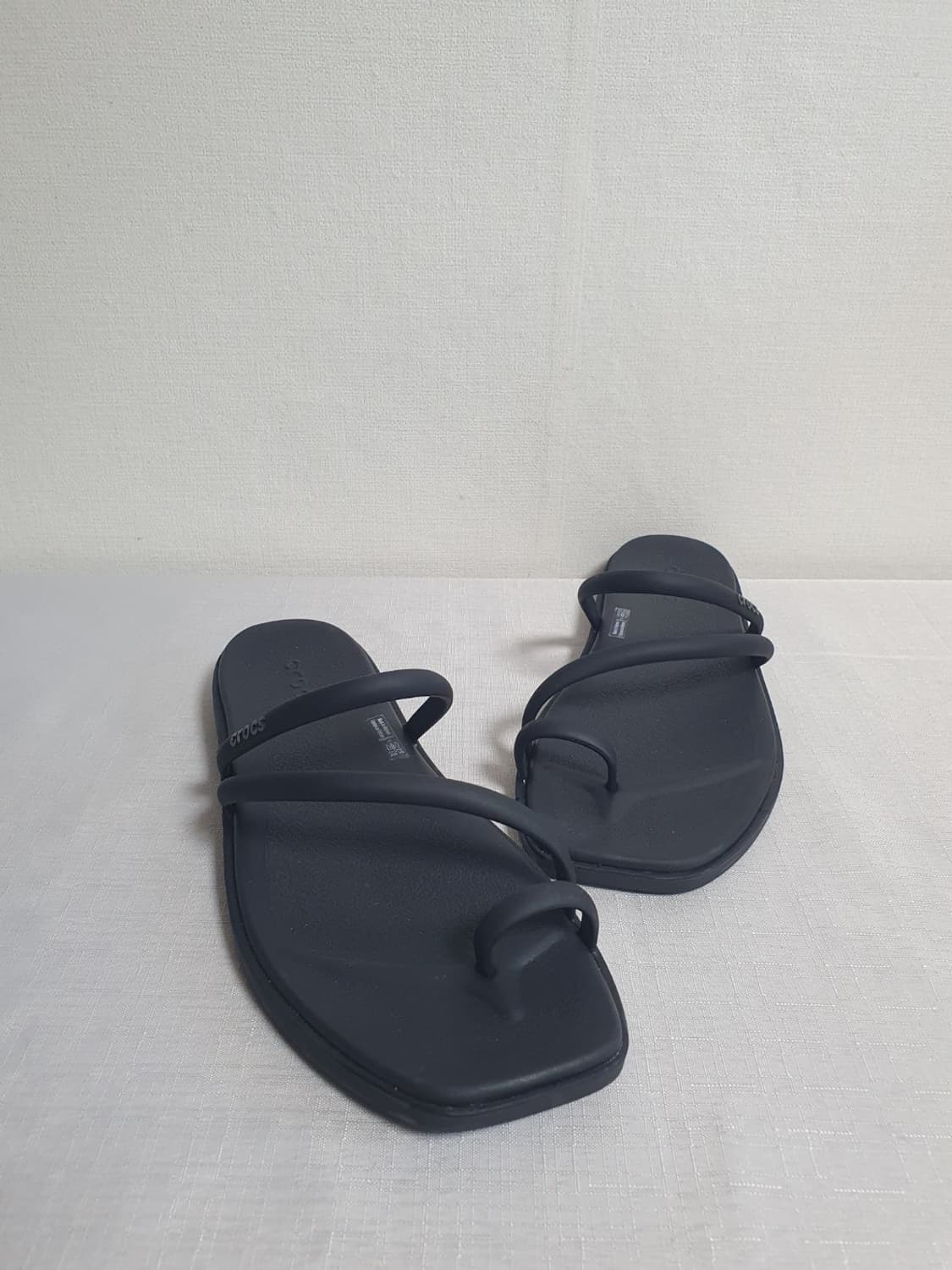 250mm 크록스 마이애미 토우 루프 샌들 블랙 상품이미지6