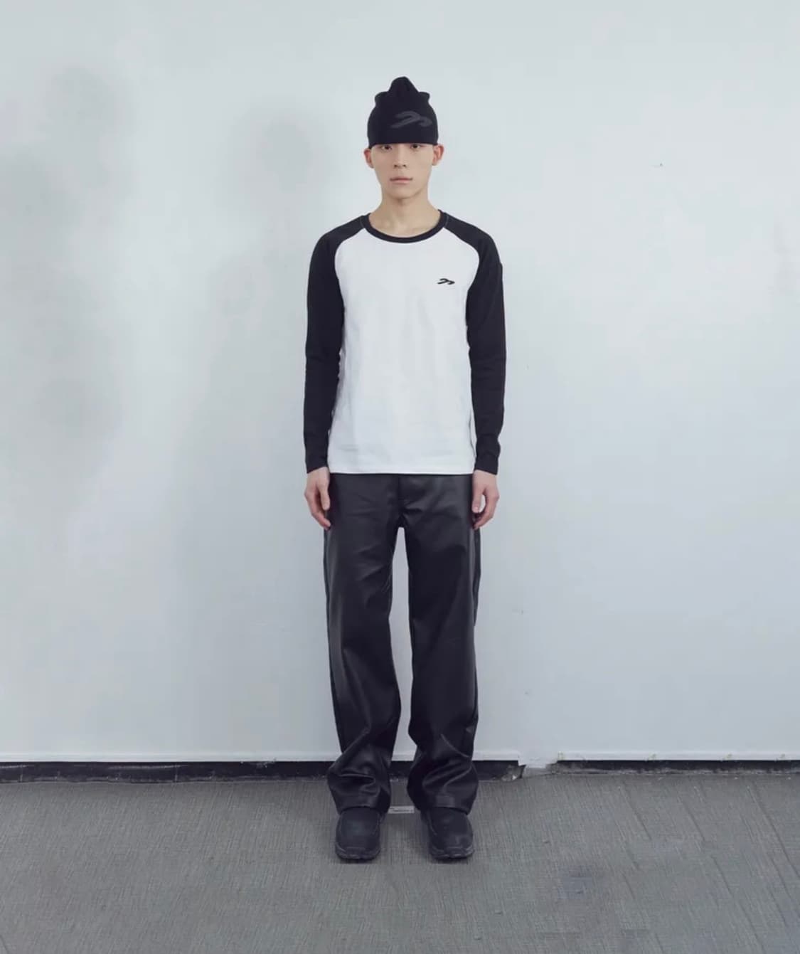 설라노 x 탄산마그네슘 드롭 백포켓 레더팬츠 상품이미지3